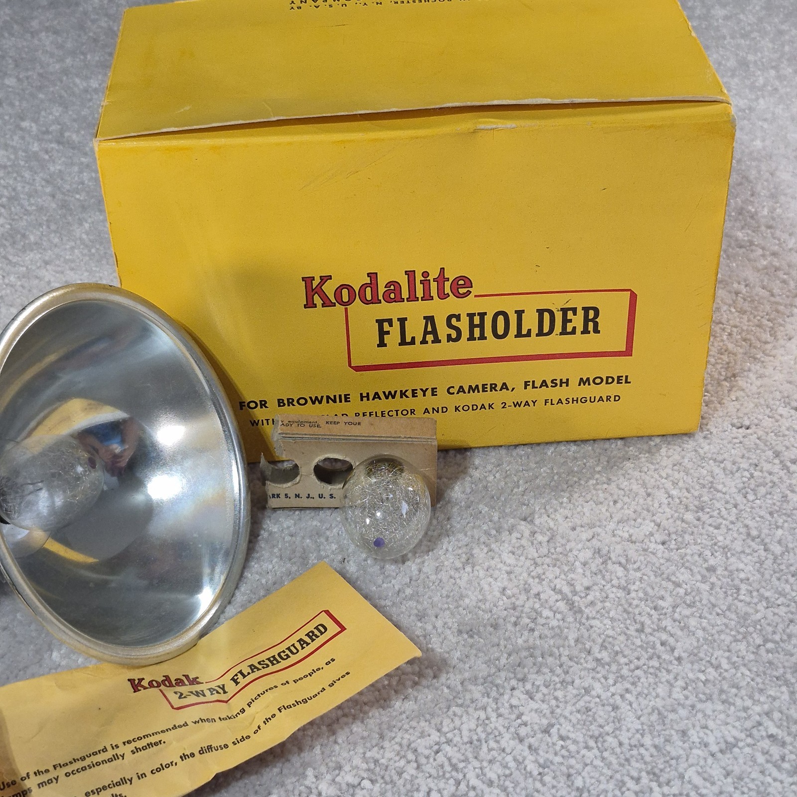 Vintage Kodak Kodalite Flasholder kit with box manual bulb Brownie Hawkeye Prop