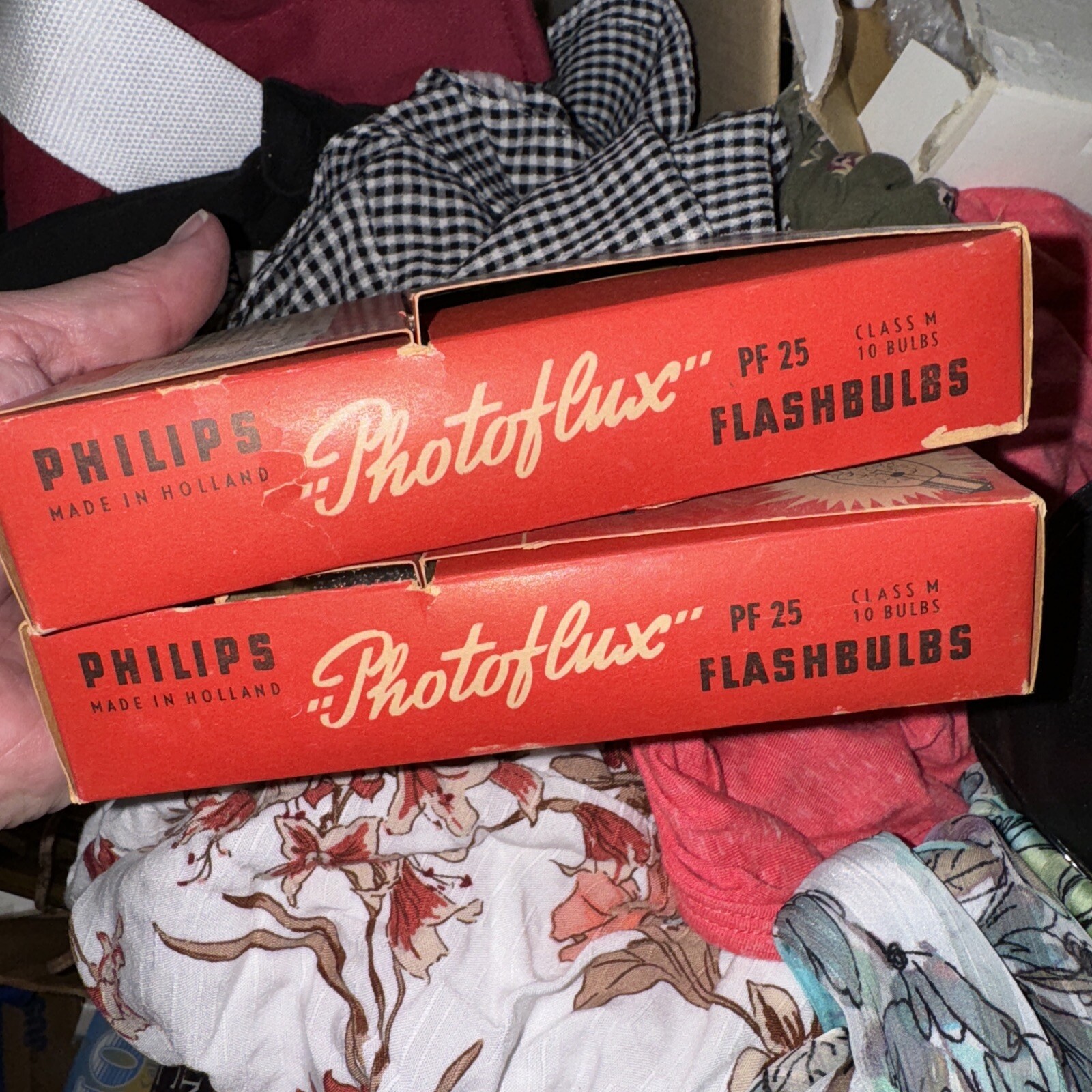 Vintage Philips Photoflux PF25 Flash Bulbs 2 packs of 10boxed opened never used