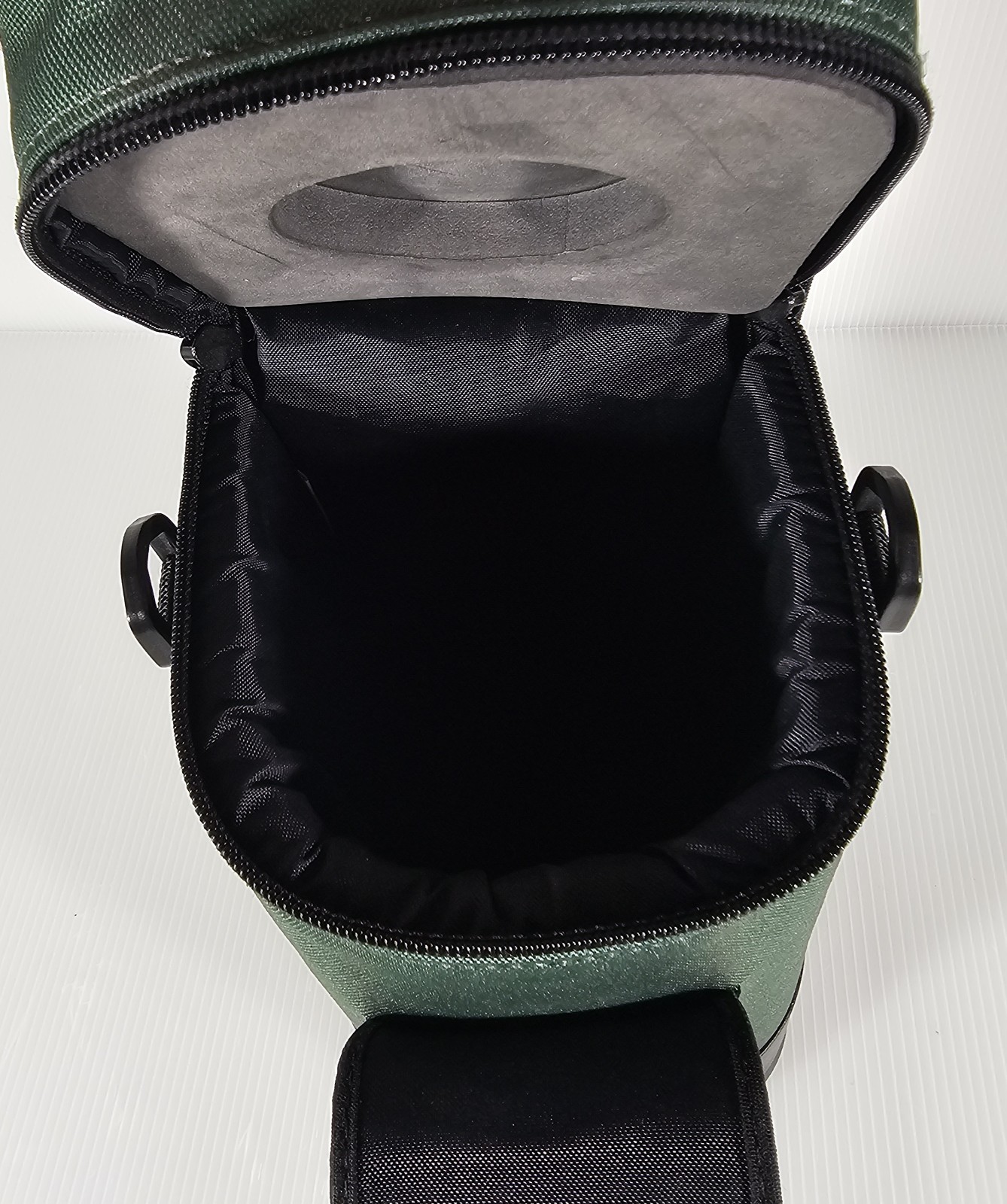 Genuine Sigma Soft Padded Case for 70-200 F2.8 Lens APO