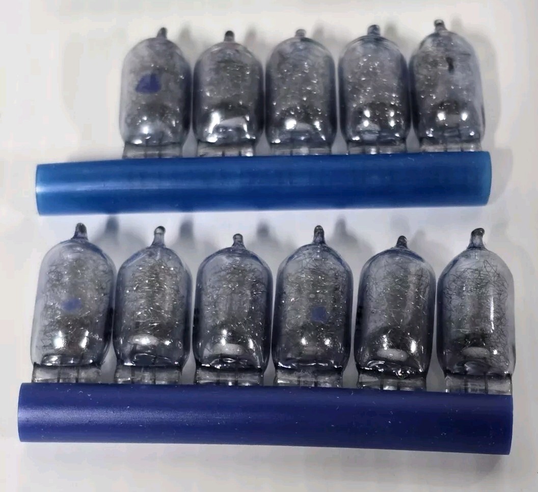 Sylvania Flashbulbs Blue Dot AG1B 1 Box of 12 Only 11 Left Vintage Blue Bulbs