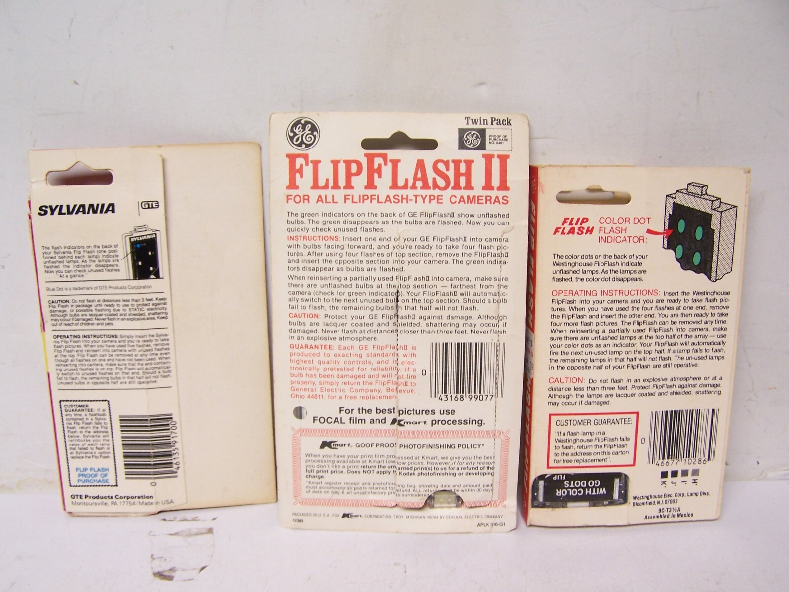 Vintage NIP CAMERA Flip Flash II Flash bulbs GE SYLVANIA WESTINGHOUSE