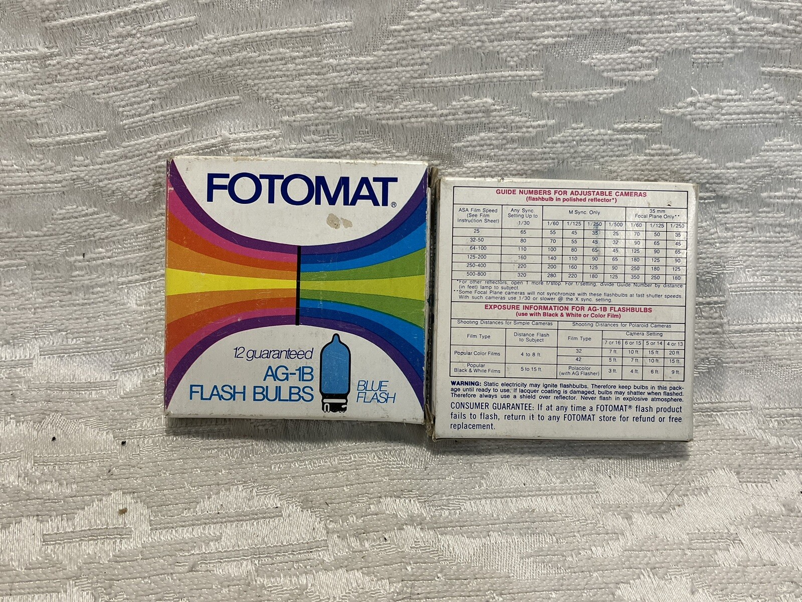 Group lot FOTOMAT AG-1B Blue Flash Bulbs ( fifteen Blue bulbs ). — 5194