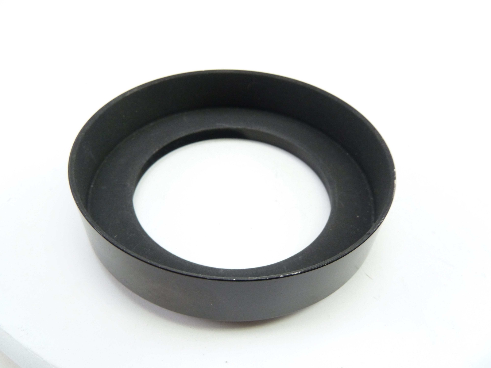 Hasselblad 50 Screw in Lens Hood for Wide Angle Lenses