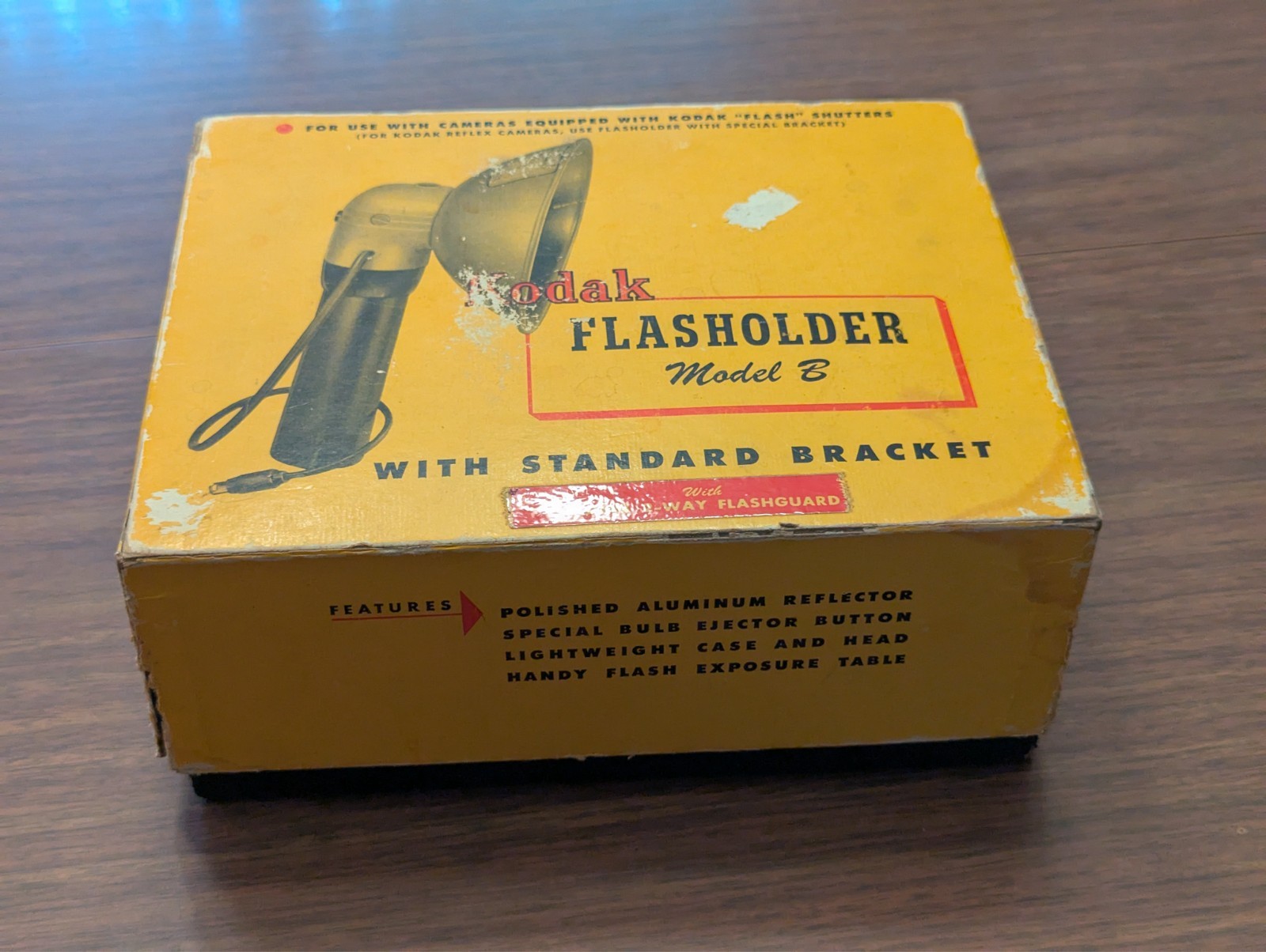 Vintage Kodak Flashholder Model B with bracket and bulb in Original Box