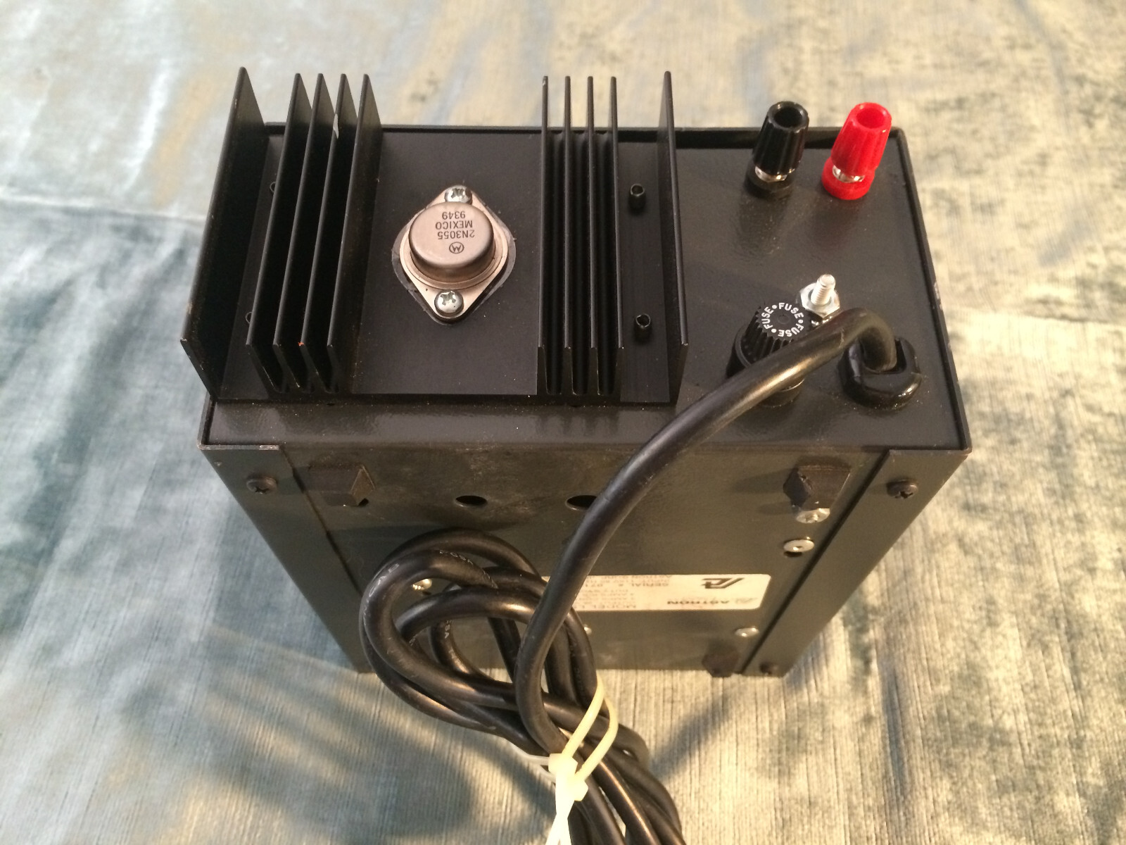NORRIS FILM PRODUCTS POWER SUPPLY, 110 V.A.C. to 24 V.D.C. for TIME-LAPSE MOTORS