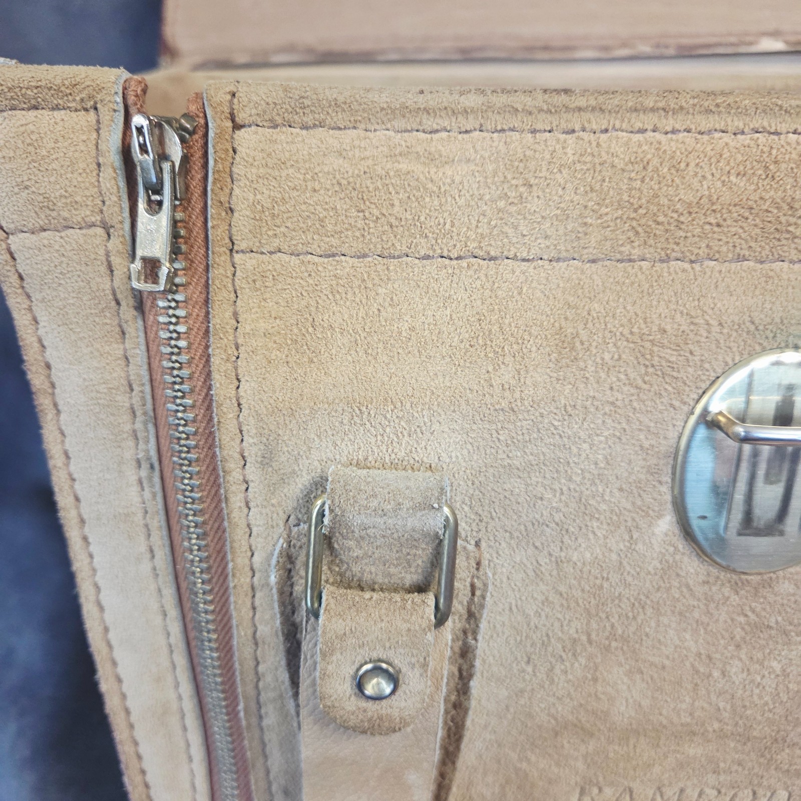 Vintage RAMROD Suede Leather Camera Bag 12×8.5×6 Made USA Cowhide Field Case