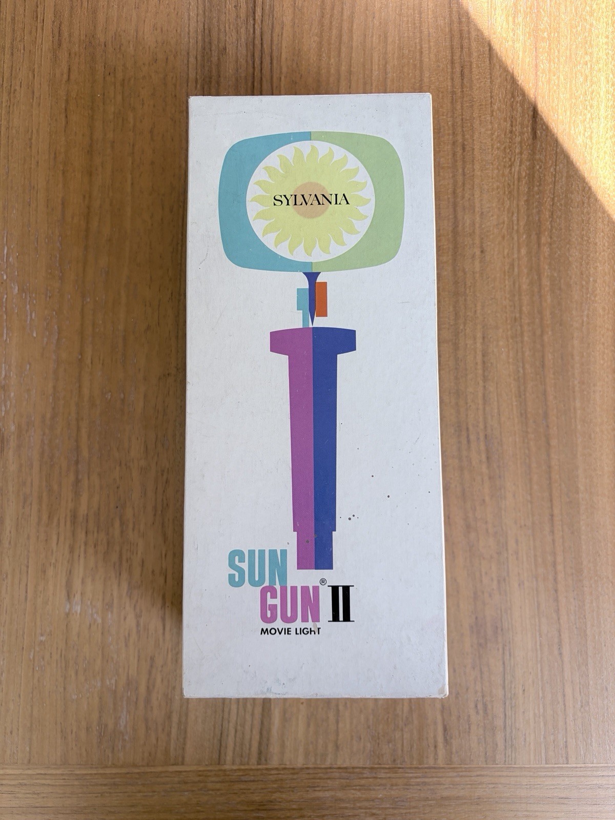 Vintage Sylvania Sun Gun II Movie Light, NEEDS NEW BULB Original Box W/ Manual