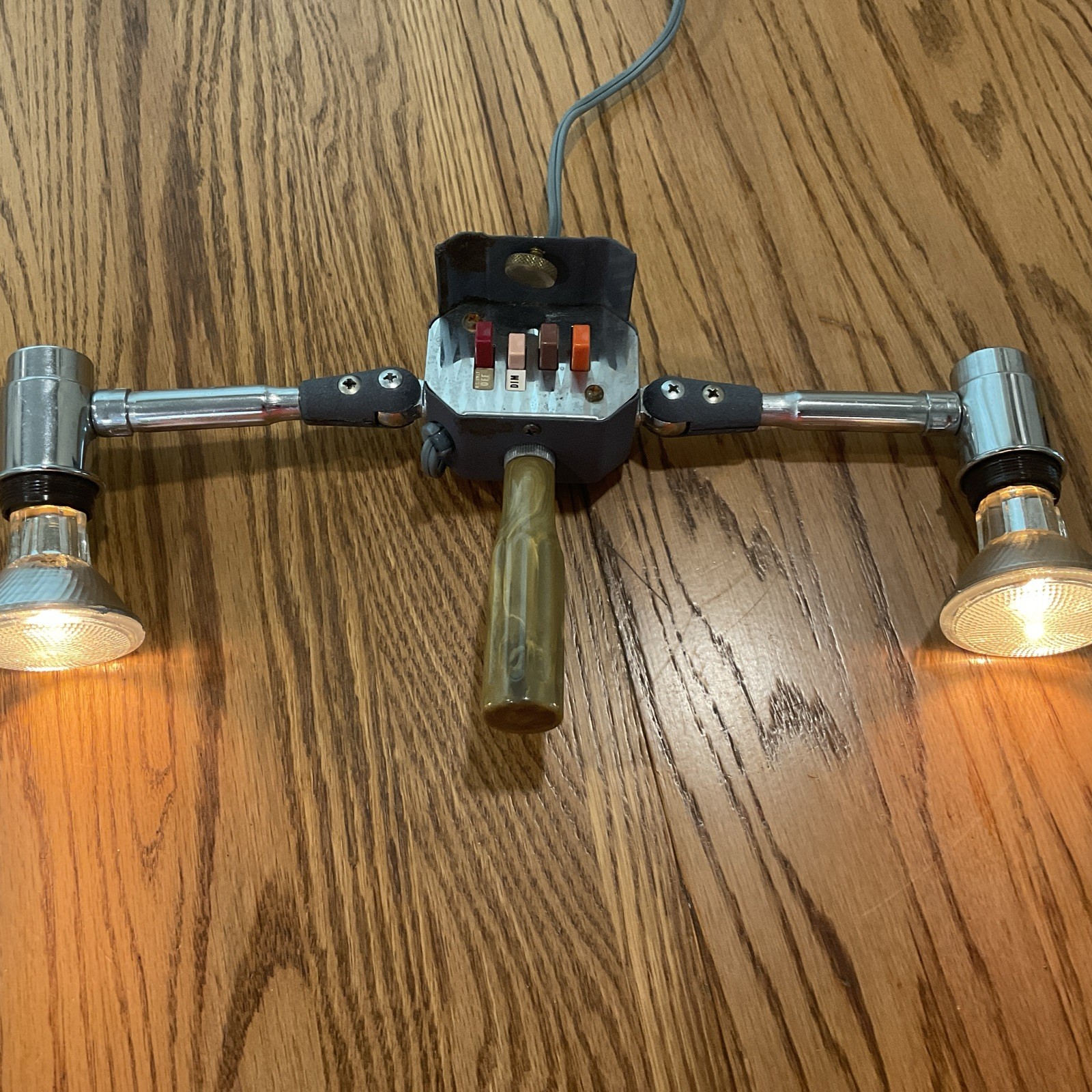 VTG Mayfair Foldomatic hand-held photography light LAMP *TESTED* 2 Bulb 16” Wide