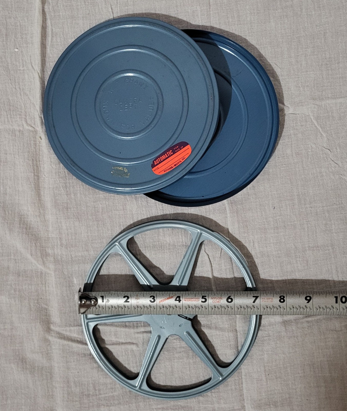 Vintage LOT of 4 Empty 7″ Super 8 Film Movie Projector Reels with Can