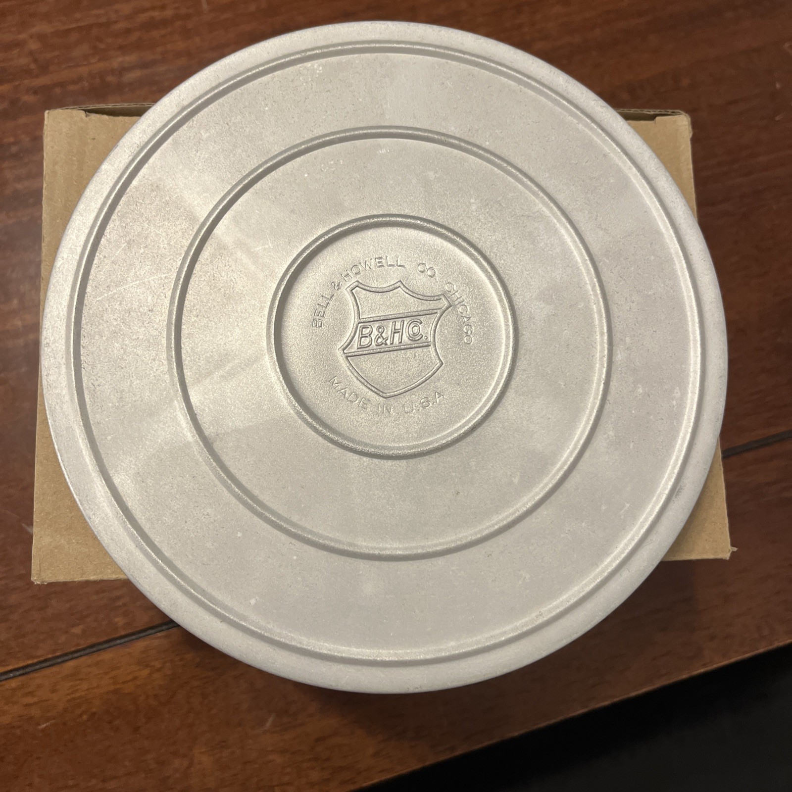 Bell & Howell 7” Aluminum Film Cannister 400’ Film Reel Very Nice Condition