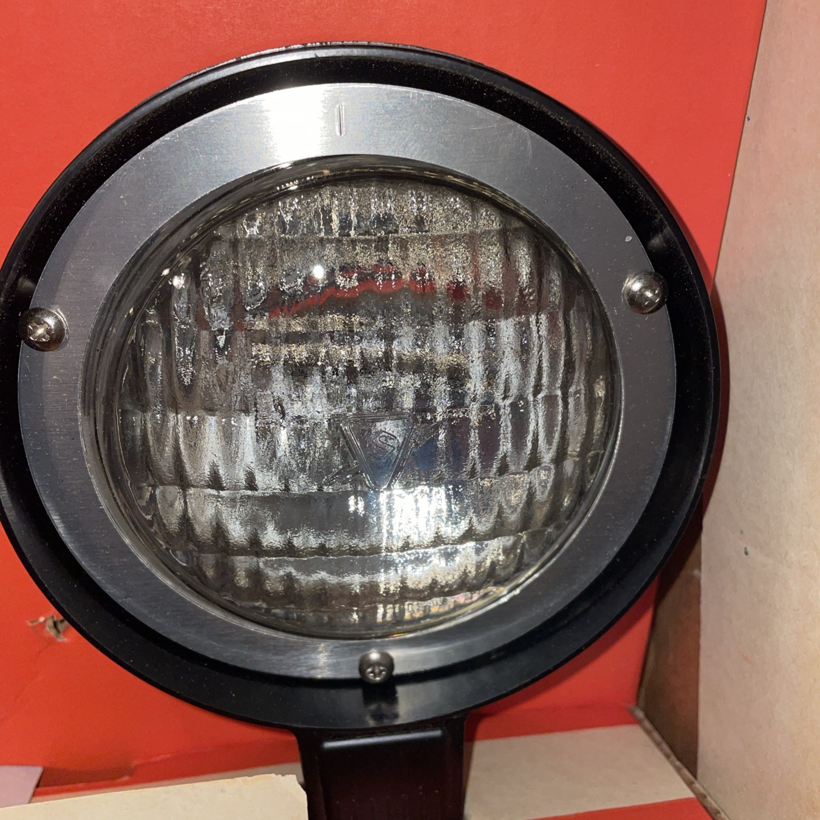 Vintage Vernon ML6 Movie Camera Light Tested