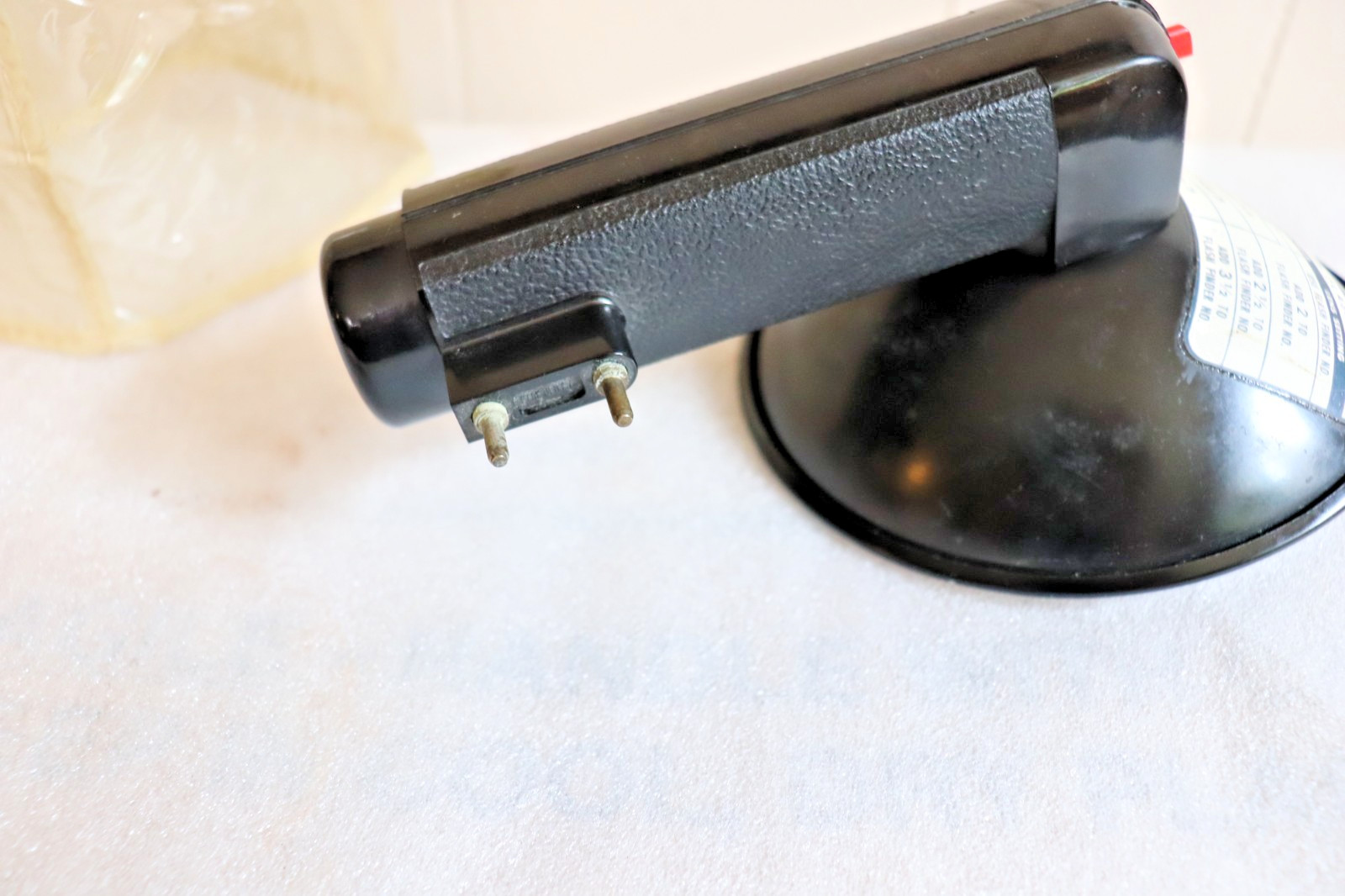 Vintage Argus Flash Bulb Unit For Camera – No Battery – Untested