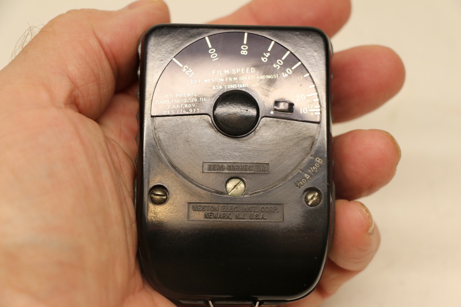 Working Vintage Weston Model 853 Direct Reading Light Exposure Meter with Pouch
