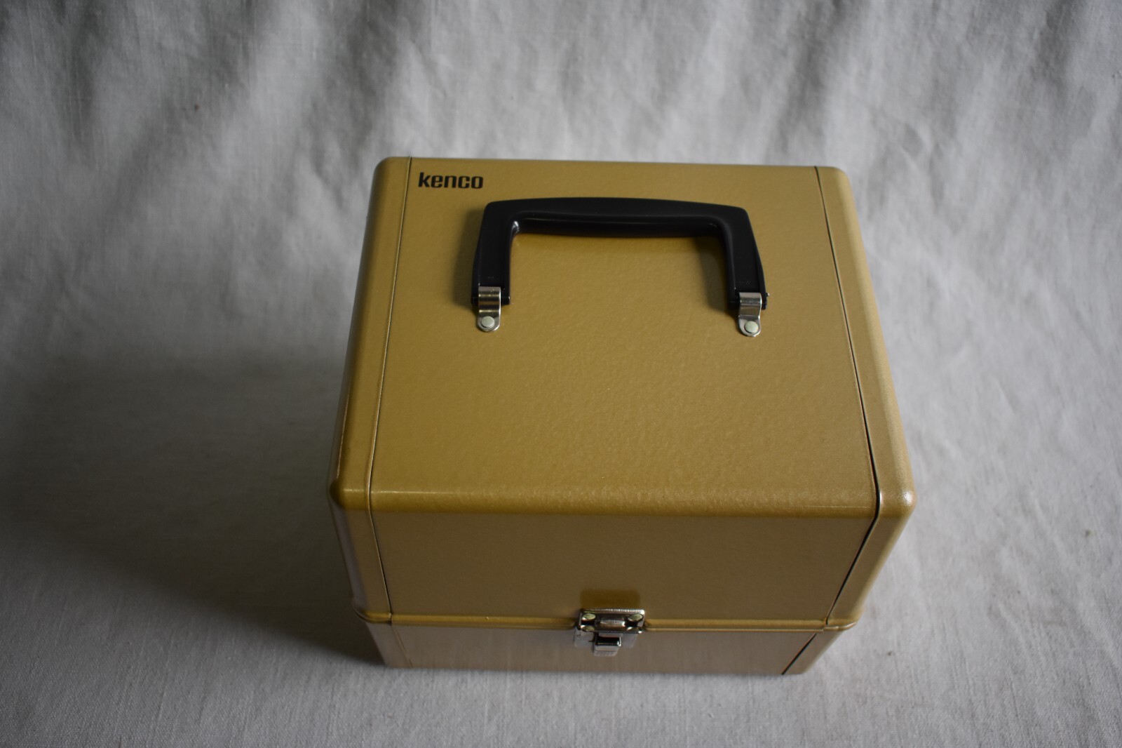 Vintage Kenco Movie Film Library Chest Box 8mm W/7 Carson 400 ft Reel and Can