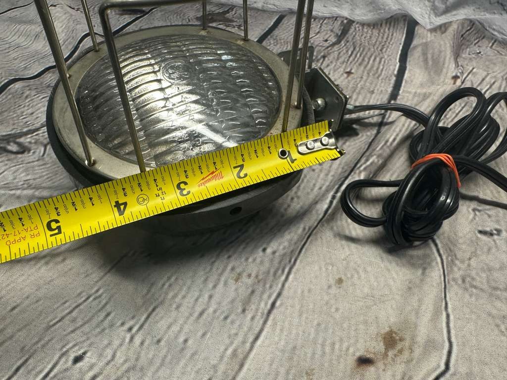 VINTAGE KENCO SUPER 8 SEALED BEAM MOVIE CAMERA LIGHT MODEL 875N