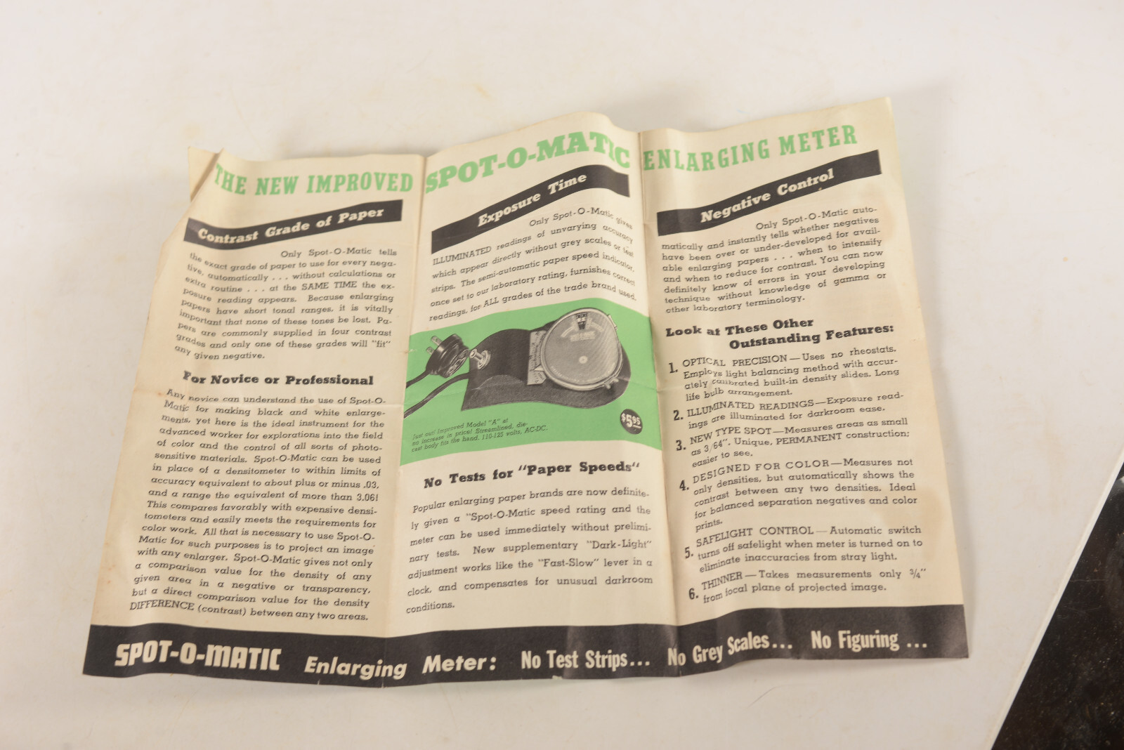 Kinnard Company Spot-O-Matic Enlarging Meter w/ box and instructions Untested