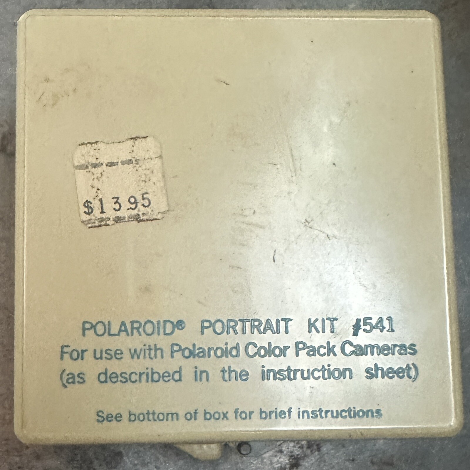 Vintage Polaroid Close Up Kit Model 541 for All Color Pack Polaroid Cameras. CIB