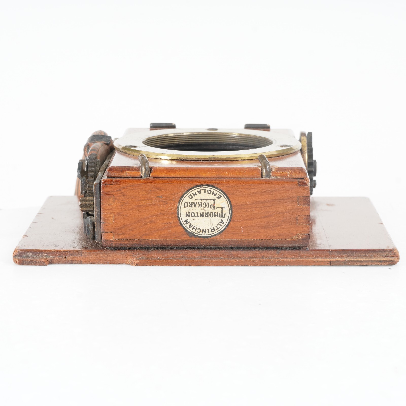 :Thornton Pickard 1¾” Inch Rolling Blind Cloth Shutter in 3¾ x 4¾” Lens Board