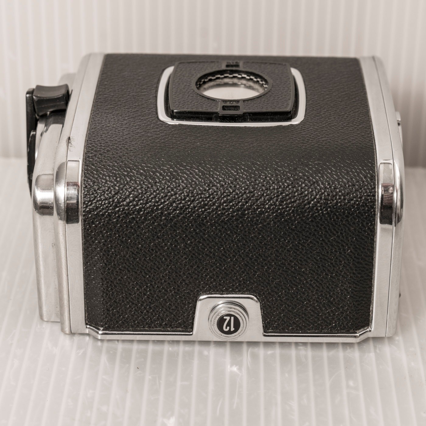 Hasselblad A12 Chrome 6×6 120 Roll Film Back (12 button)