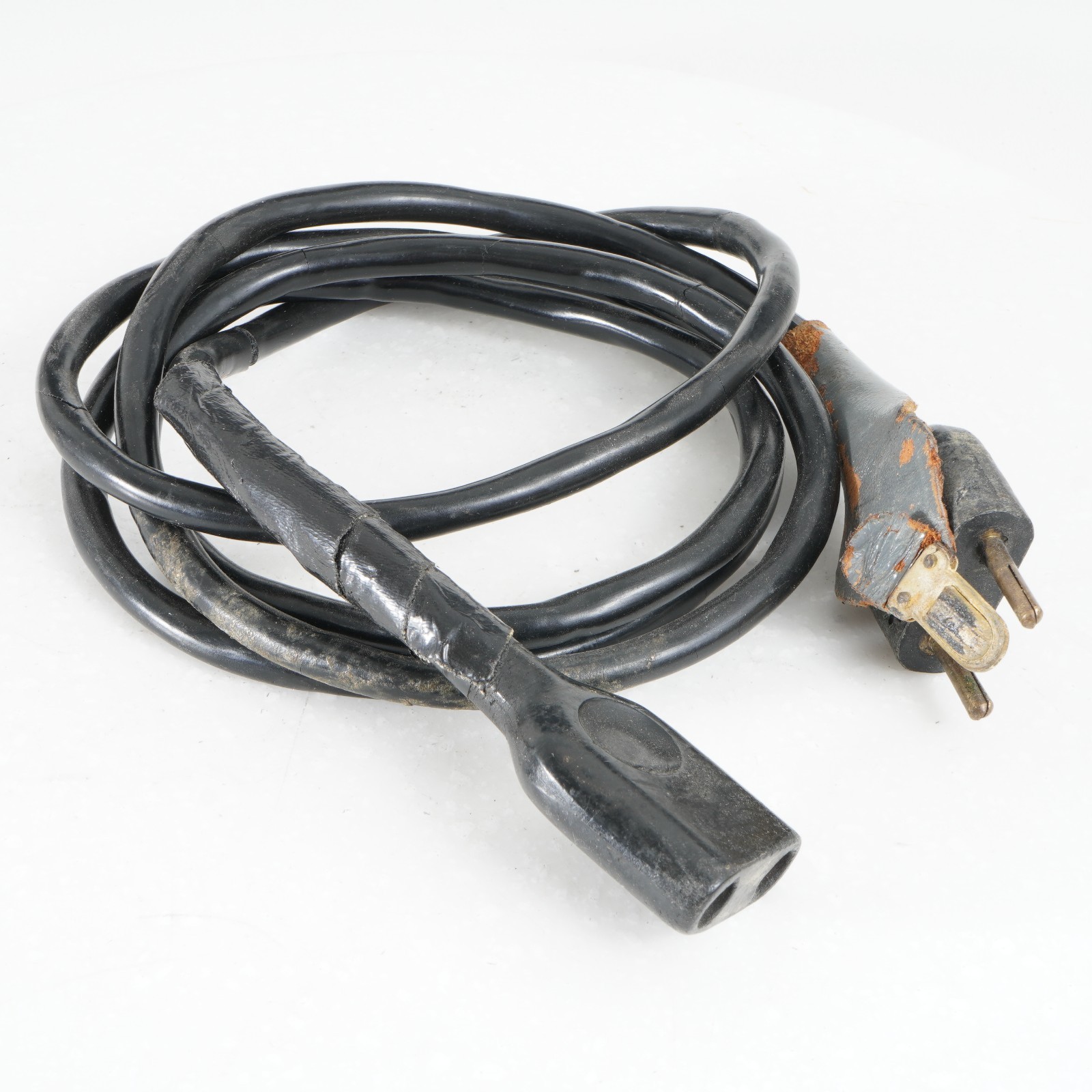 :ARRI Genuine Arriflex 16 Power Cable / 2-Prong (Large Connector)