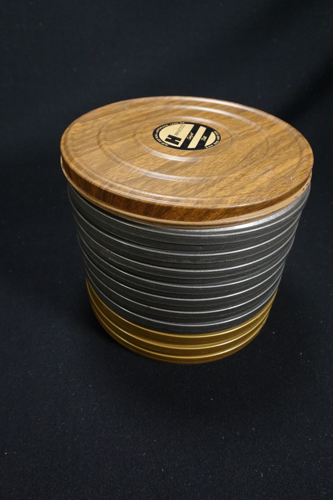 1960 Logan De Luxe Movie Reel Chest 11 – 8MM Cans/ EmptyContainers Only No Reels