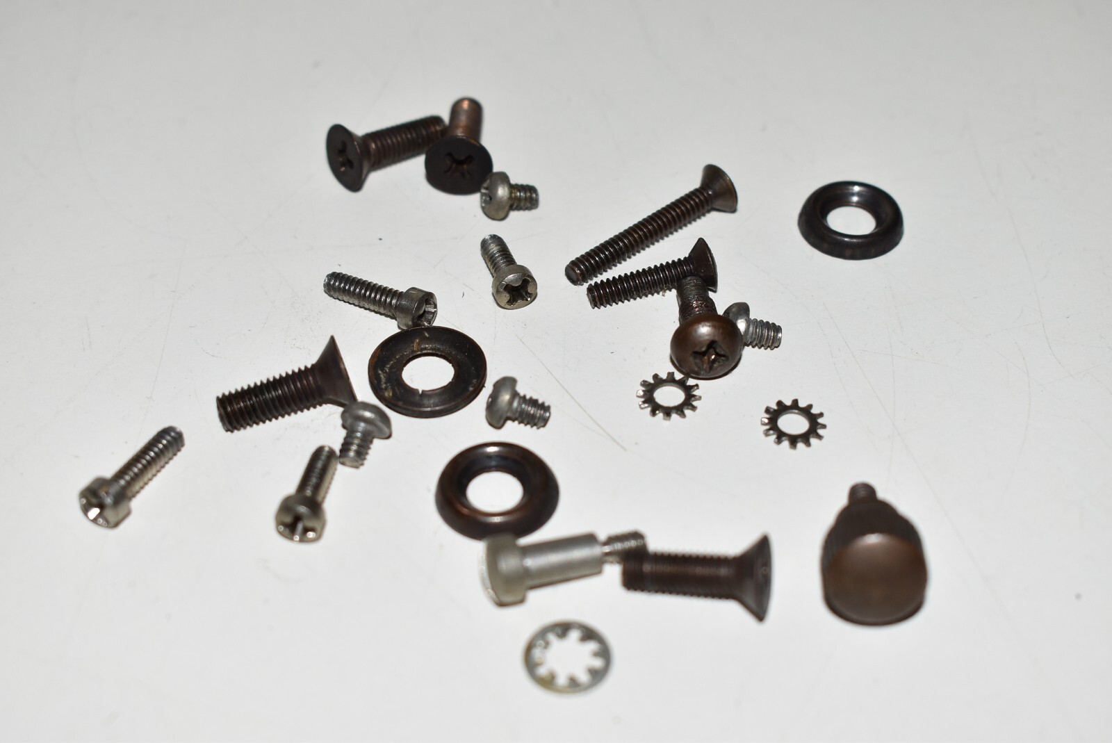 Ampro Futurist 8 Parts: Misc Screws and other pieces