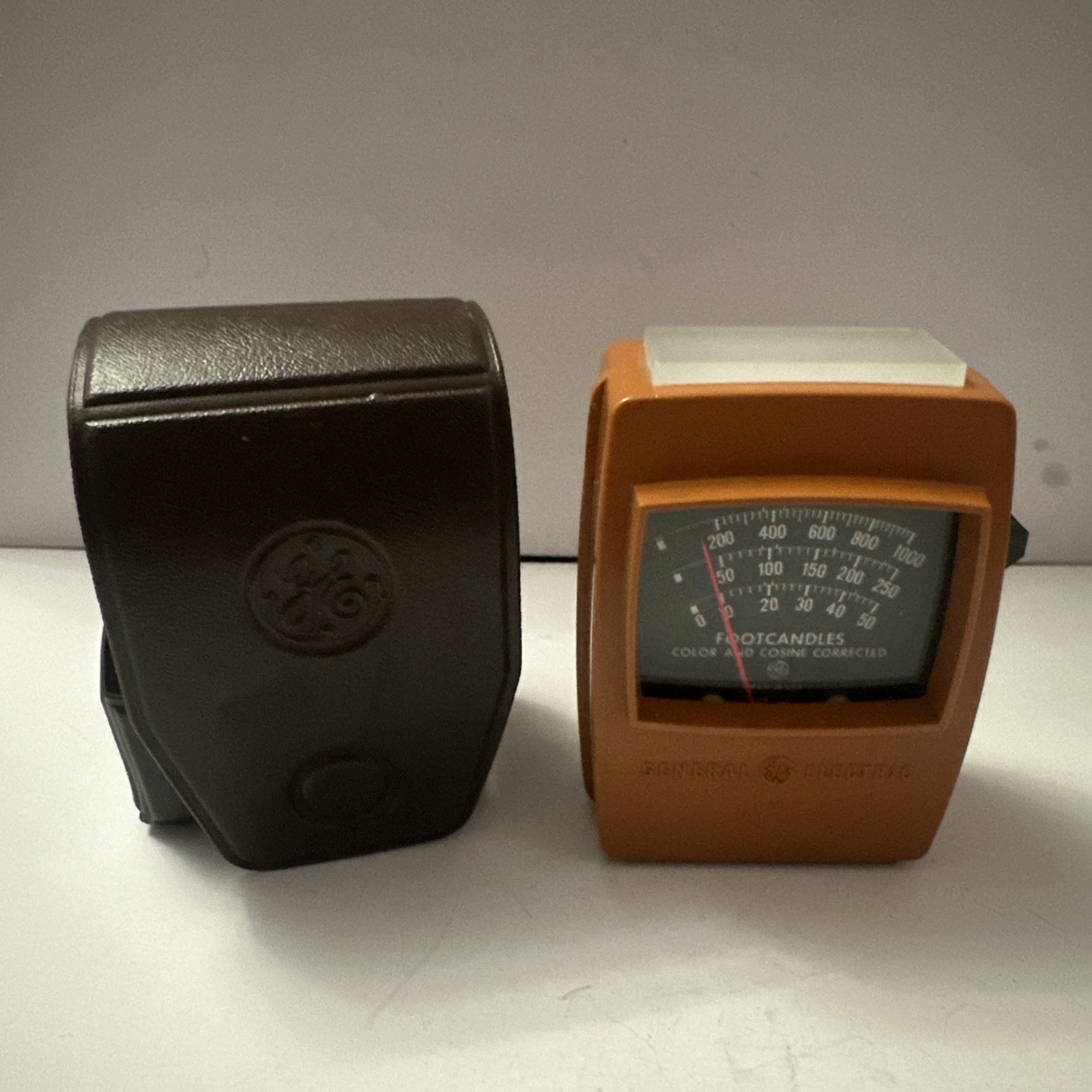 VTG General Electric GE Triple Range 214 Light Meter EUC W/ Case USA Made