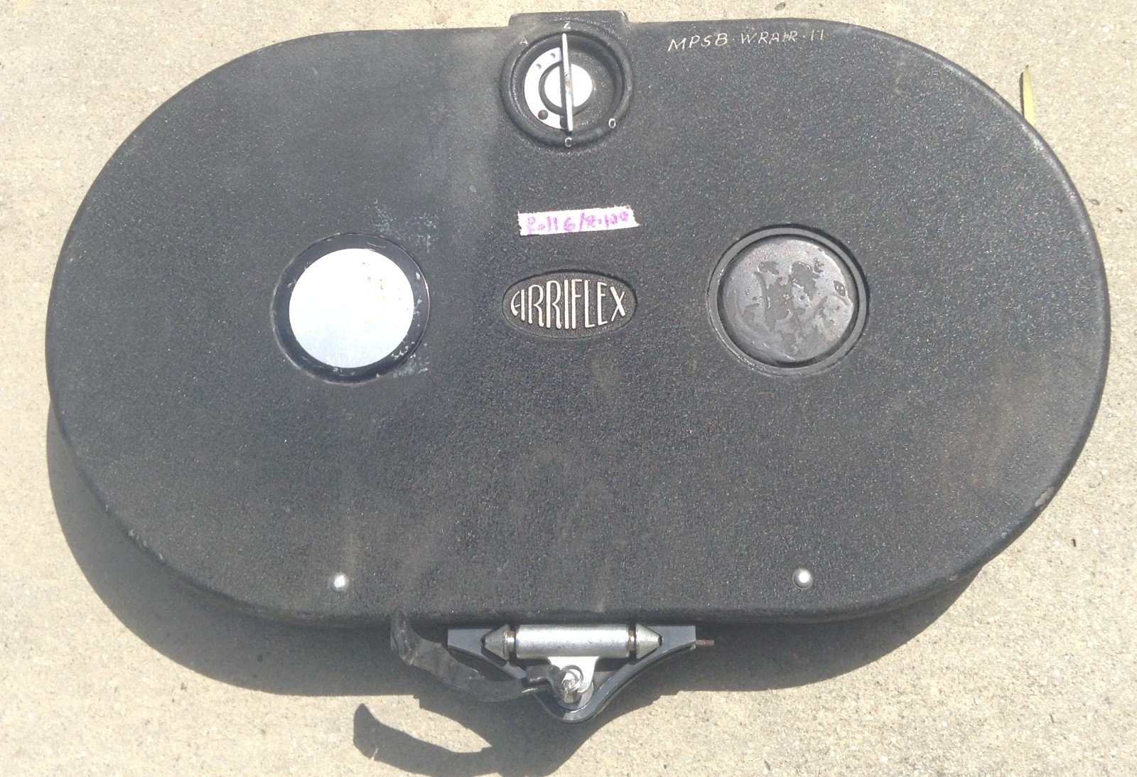 Vintage ARRI Arriflex 16mm Camera 500 ft. Film Magazine with Motor