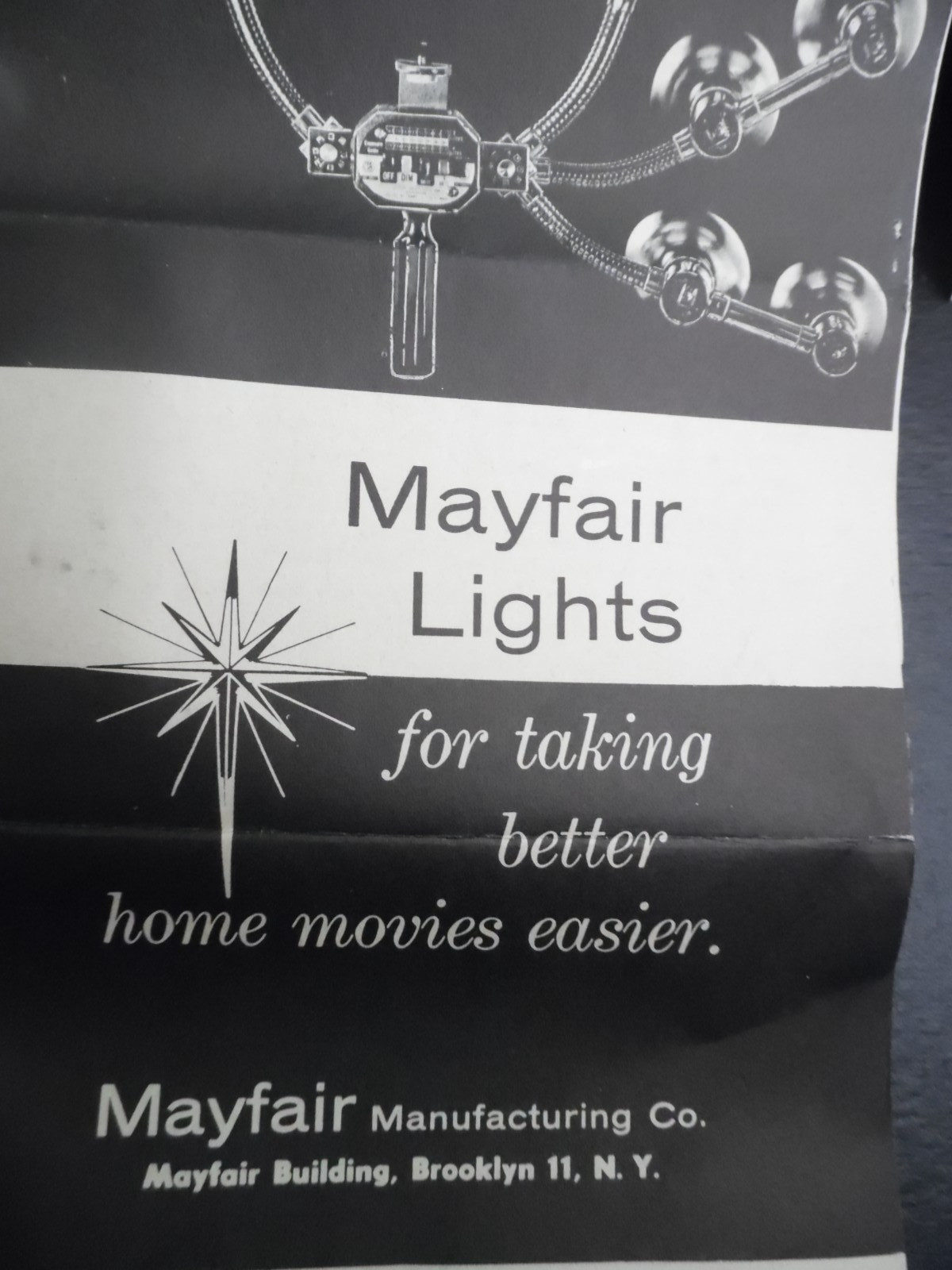 VINTAGE 1960s MAYFAIR LIGHTS BROOKLYN 11 ,NY MINI/VERSAL FLEXMASTER MOVIE LIGHT