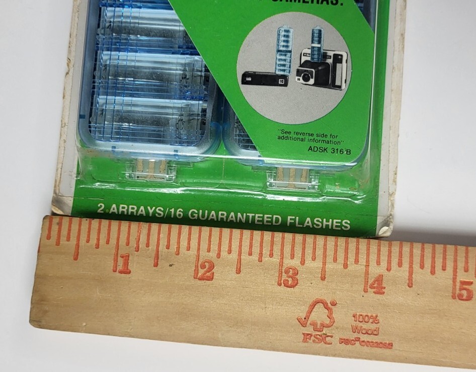 Vintage Unopened Package of Flip Flash II Flash Bars NOS – 16 flashes