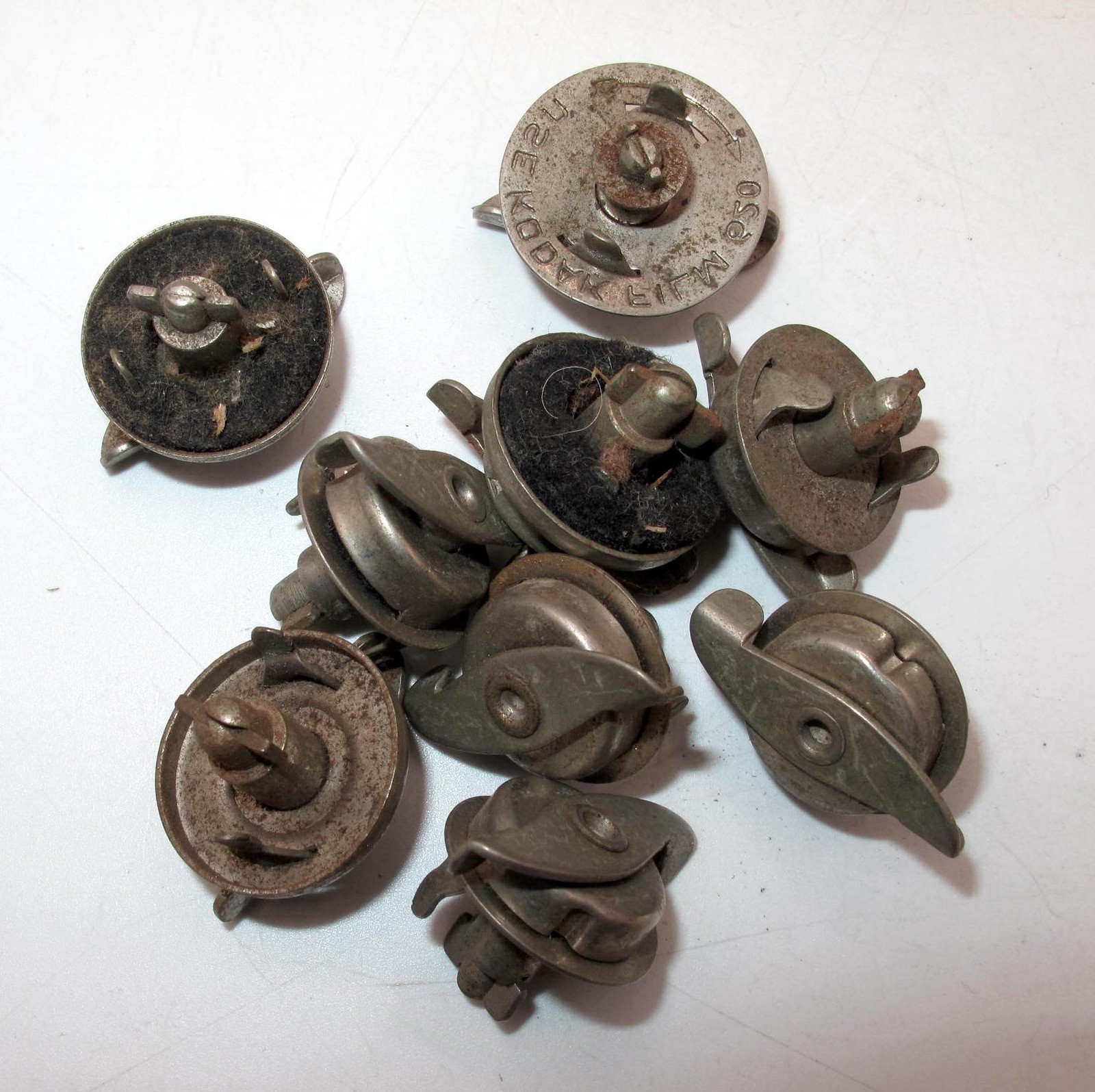 *VINTAGE* MISCELLANEOUS CAMERA PARTS-KODAK-AGFA-WINDERS-1-SHUTTER, -LOOK