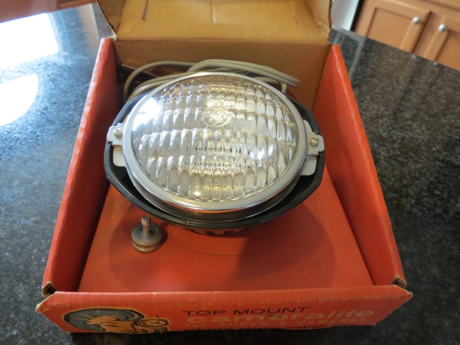 Cameralite super lighting for super 8 cameras