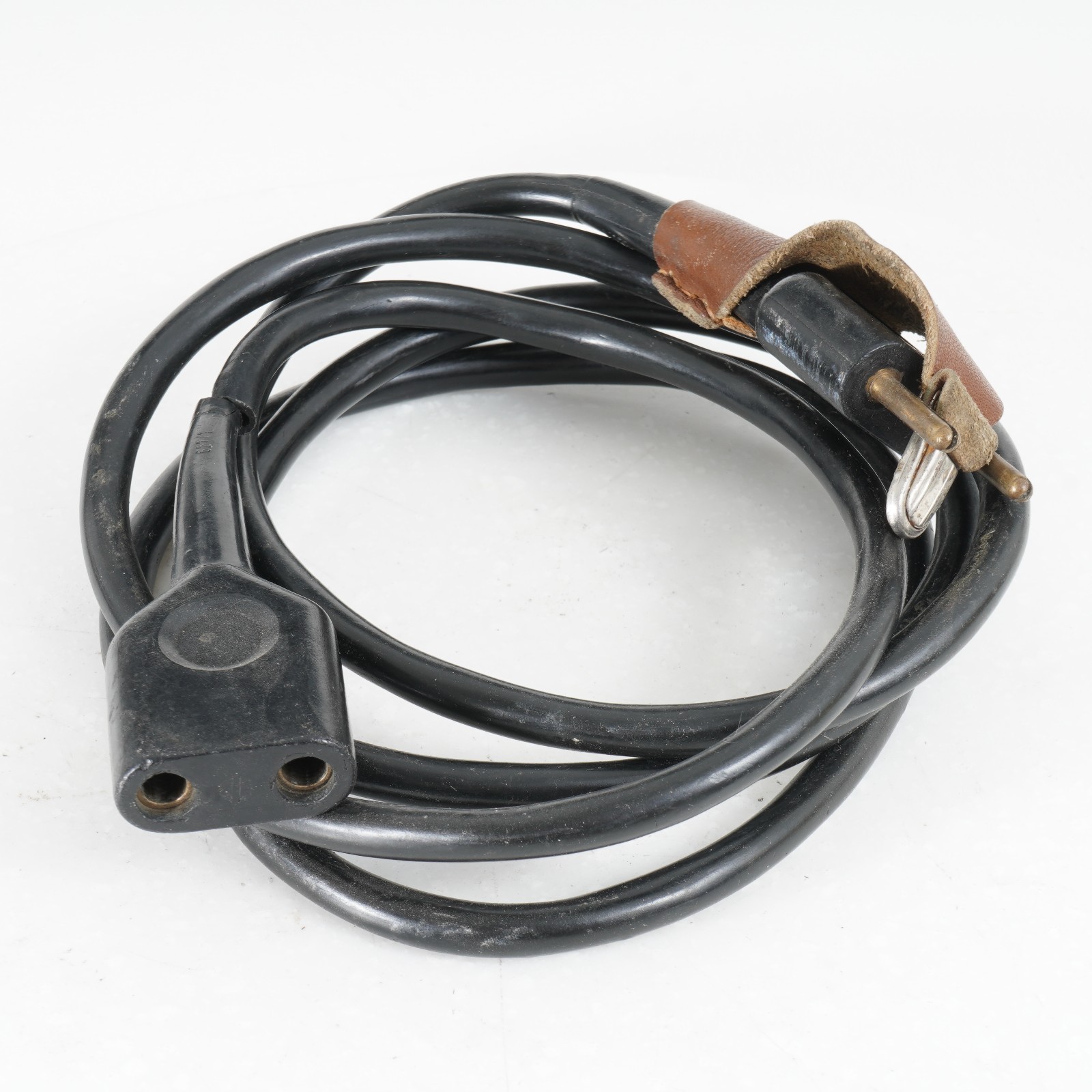 :ARRI Genuine Arriflex 16 Power Cable / 2-Prong (Large Connector)