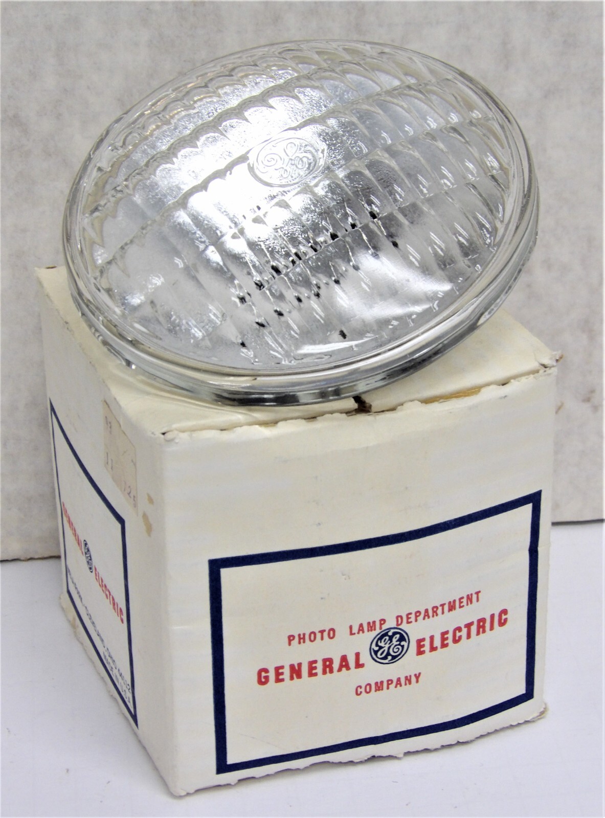 General Electric Photo Lamp FGS/DWA 250W 120V CG361-AR Vintage In-Box 063023WT