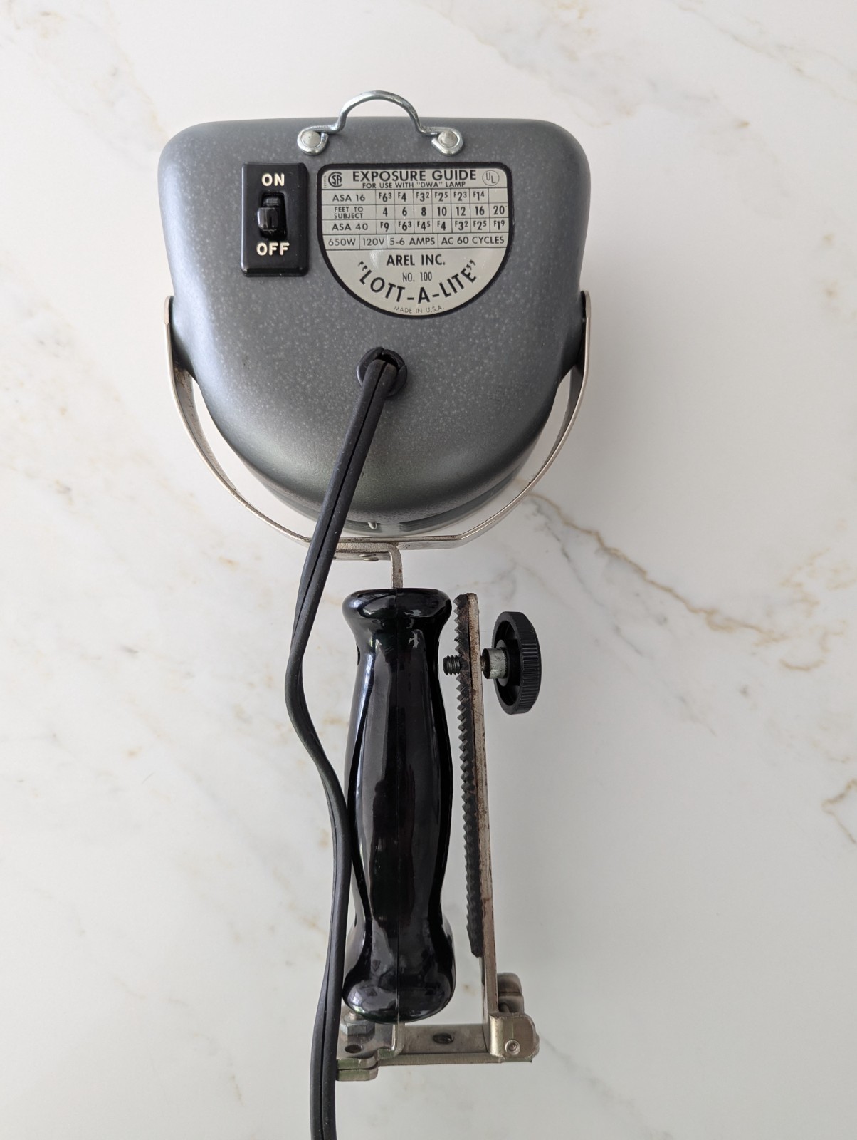 Vintage Arel Lotta-A-Lite No. 100 Controlled Movie Light w/DWA GE Sealed Lamp