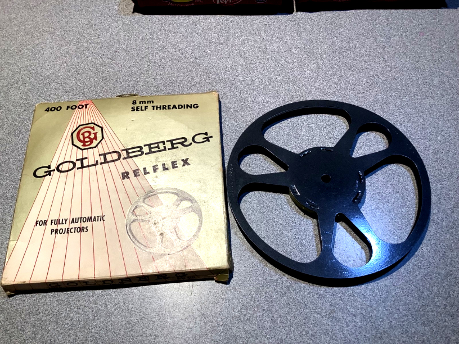 Vintage NIB Goldberg Reflex 8mm Self Threading Take Up Reel 400’