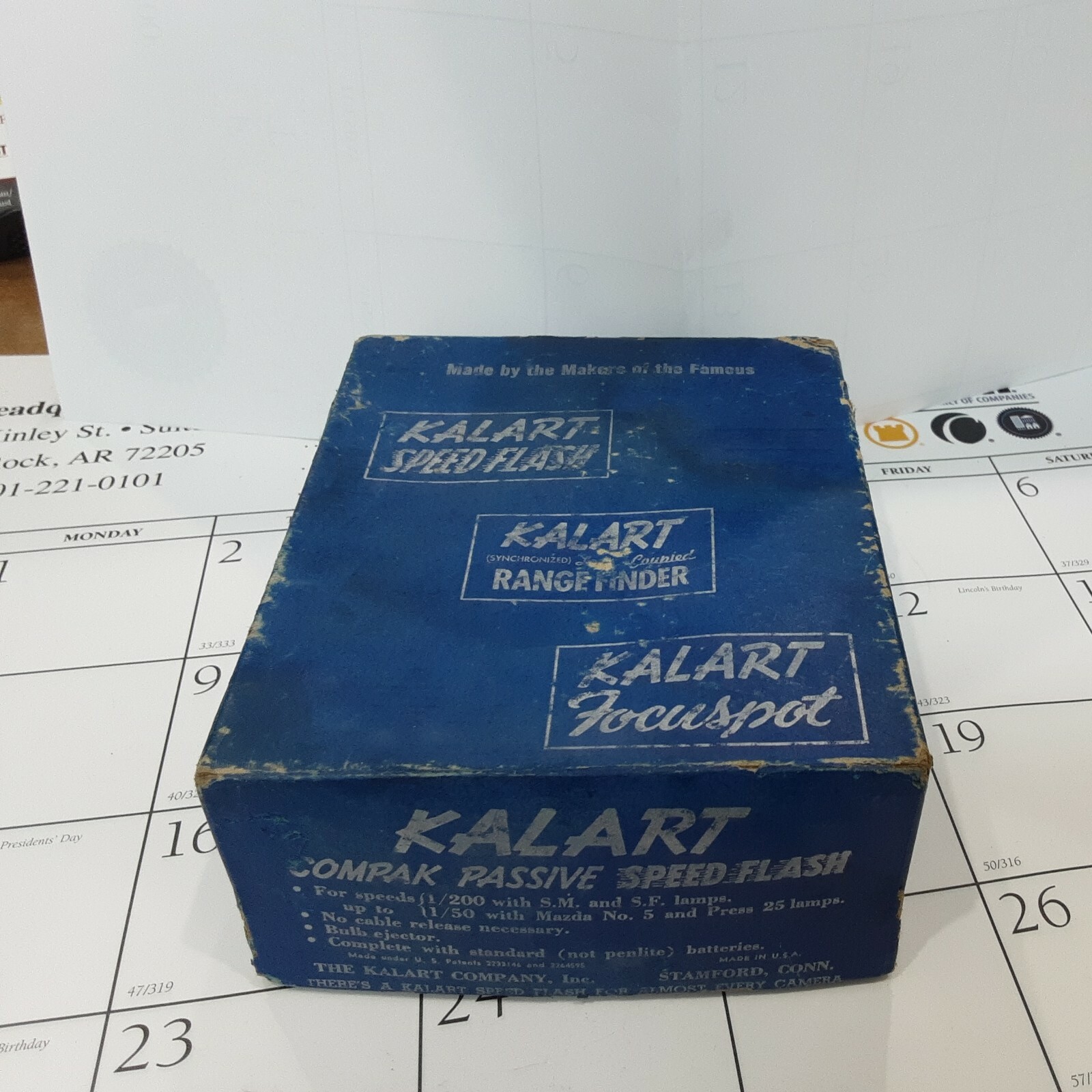 Vintage KALART Speed Flash Unit W/ORIGINAL BOX &40’S KODAK BOOKLET