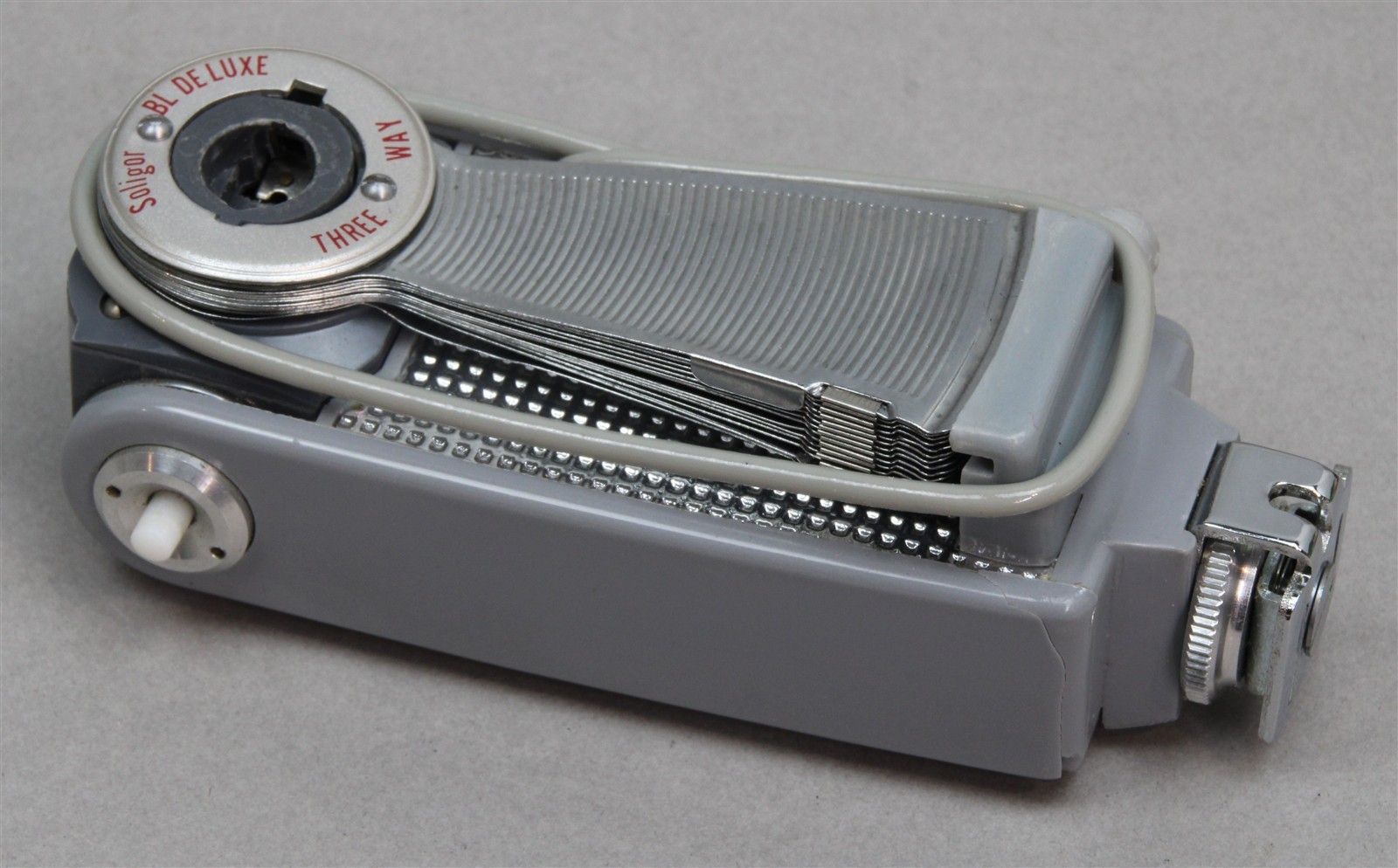 Vintage Flash Attachment SOLIGOR Deluxe Fan Style Cold Shoe Mount w/Case JAPAN