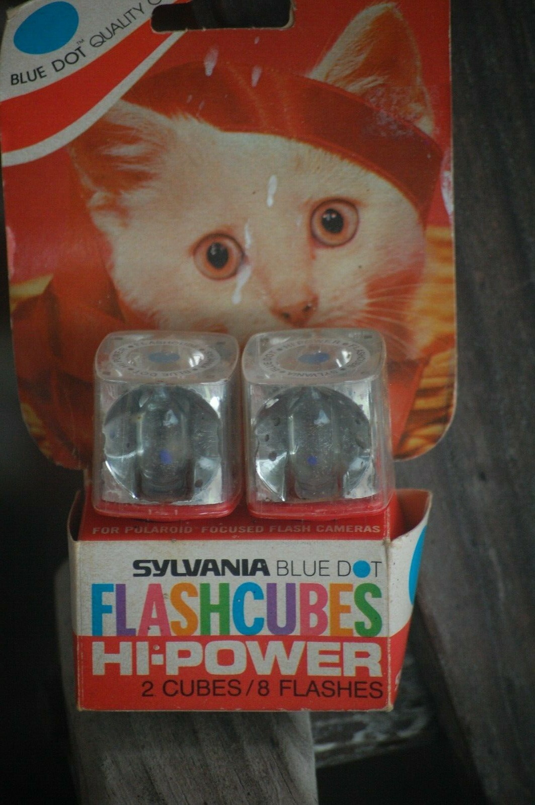 Sylvania Blue Dot FLASHCUBES (4 cubes/16 flashes) Hi-Power (2 packs)