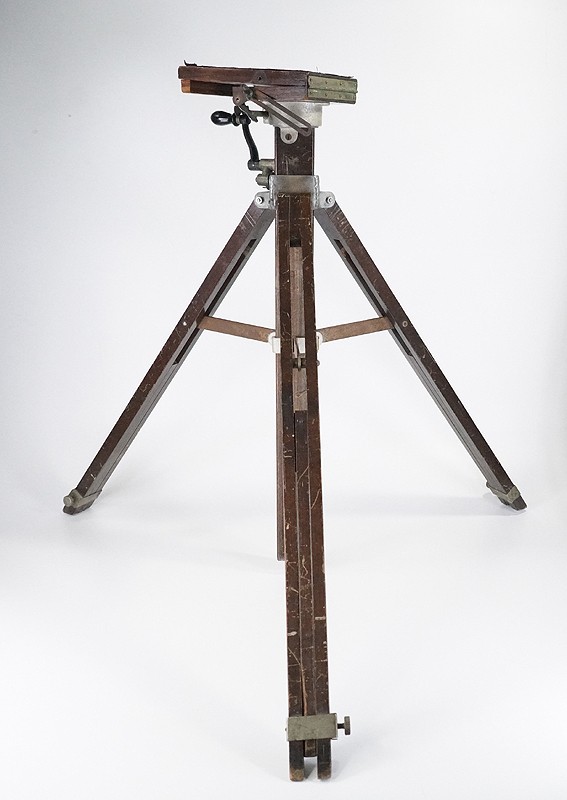 AGFA ANSCO WOODEN TRIPOD WITH PLATFORM HEAD, VINTAGE CAMERA/227463