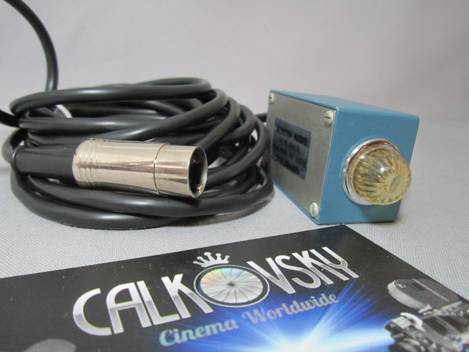 CINEMA POWER MOTOR ON/OFF SWITCHWITH 11FT CABLE, for 16mm MOVIE CAMERA