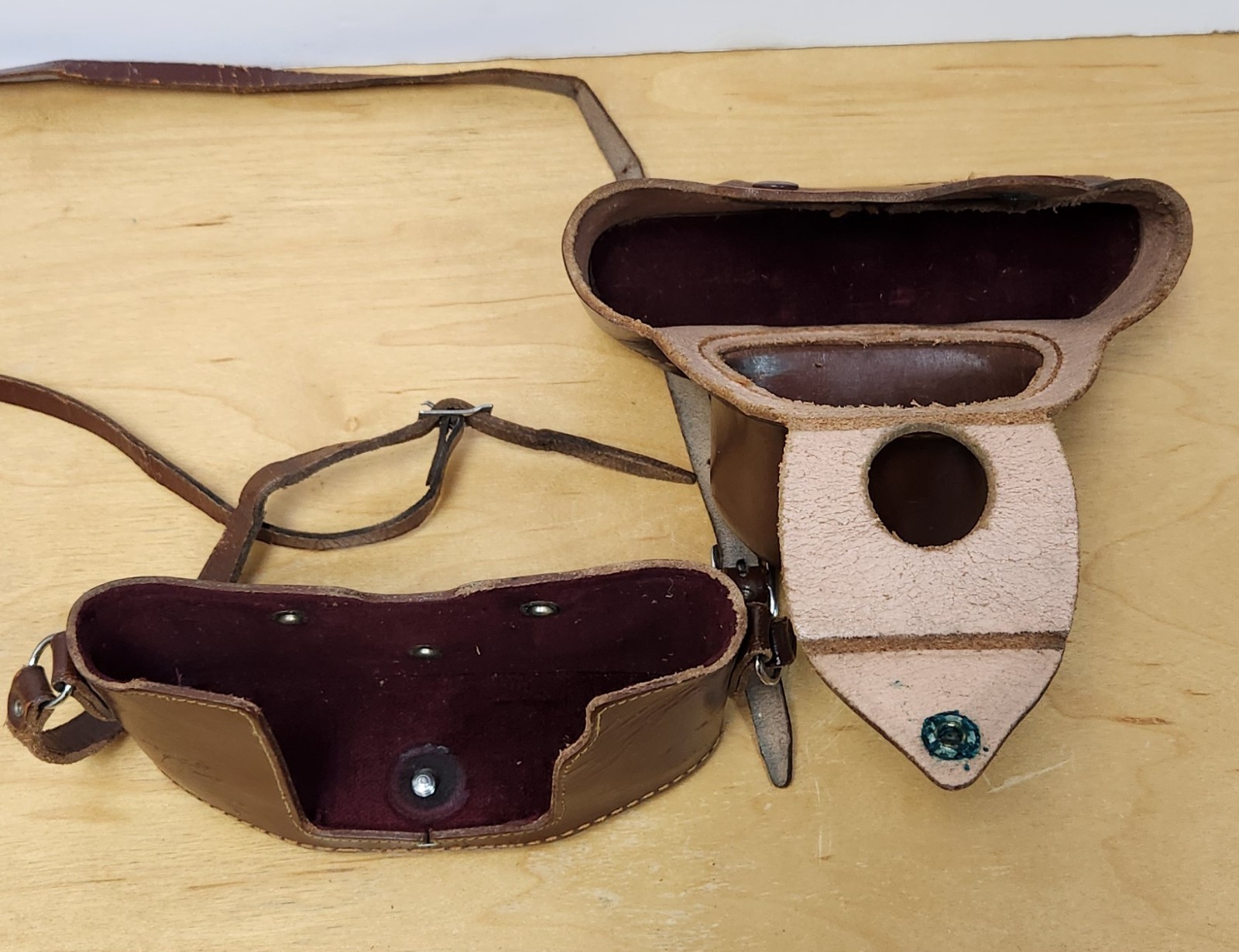 Vintage 1950’s Ihagee Dresden Leather Ever-Ready Camera Case Exakta Varex VX