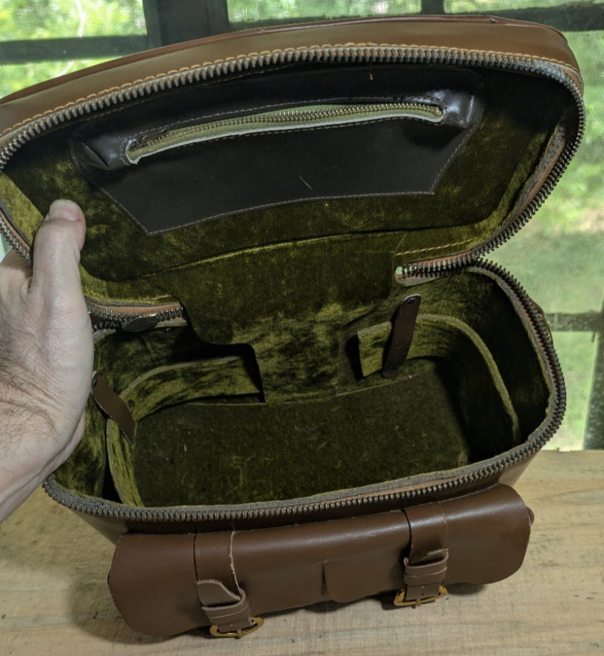 Vintage Coast Brown Leather Camera Bag Dual Buckle Closure Shoulder Strap Case