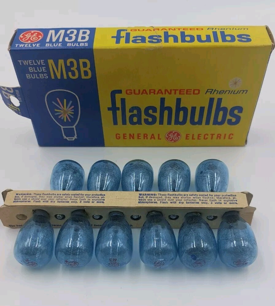 General Electric GE M3B 11 Blue Bulbs Rhenium Flashbulbs Original Box