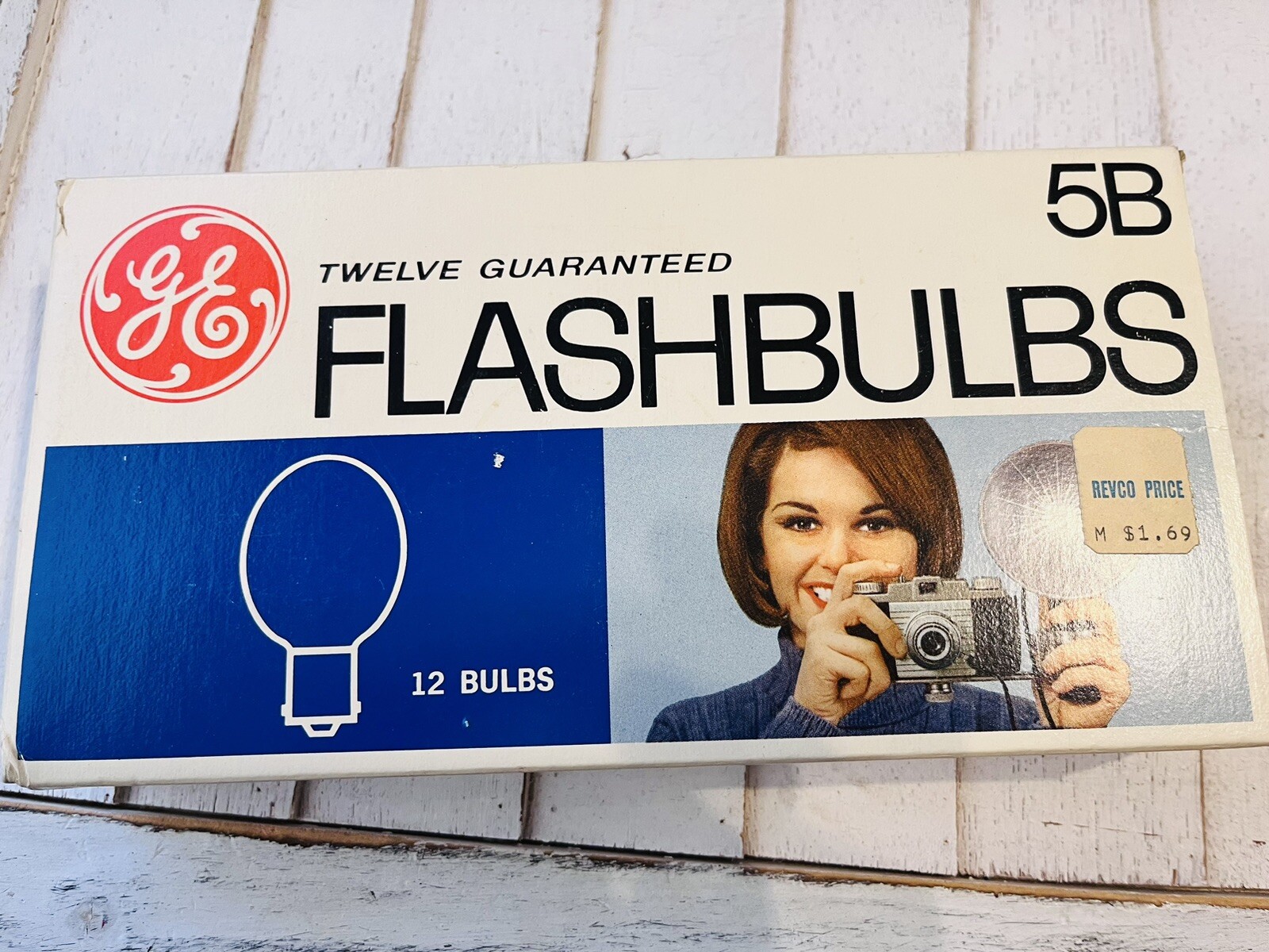 Vintage GE General Electric 5B Flashbulbs 8 New Bulbs