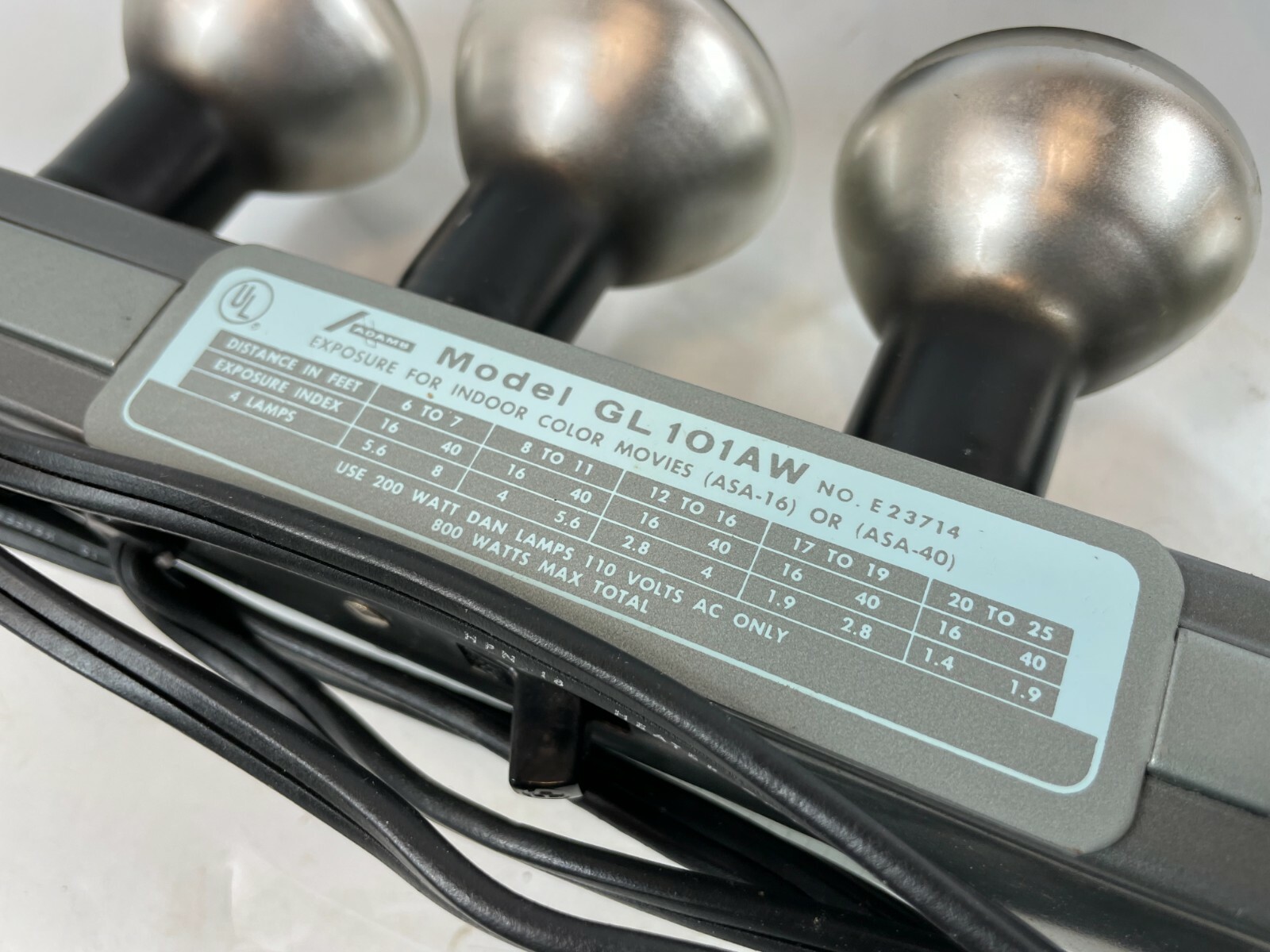 Vintage Adams Model GL101AW 800W Indoor Portable Photography 4 Light Fixture