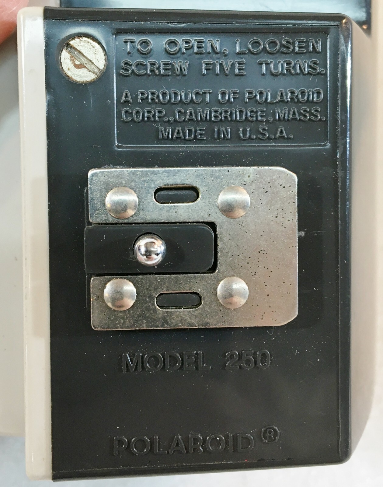 POLAROID FLASH WINK LIGHT MODEL 250 COMPLETE IN ORIGINAL BOX