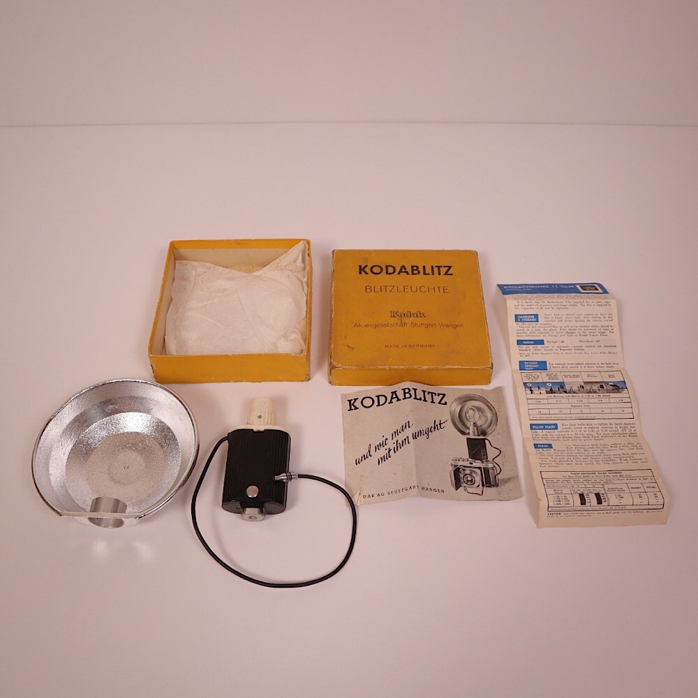 KODAK KODABLITZ flash unit for B15s BAYONET type bulbs METAL REFLECTOR GERMANY