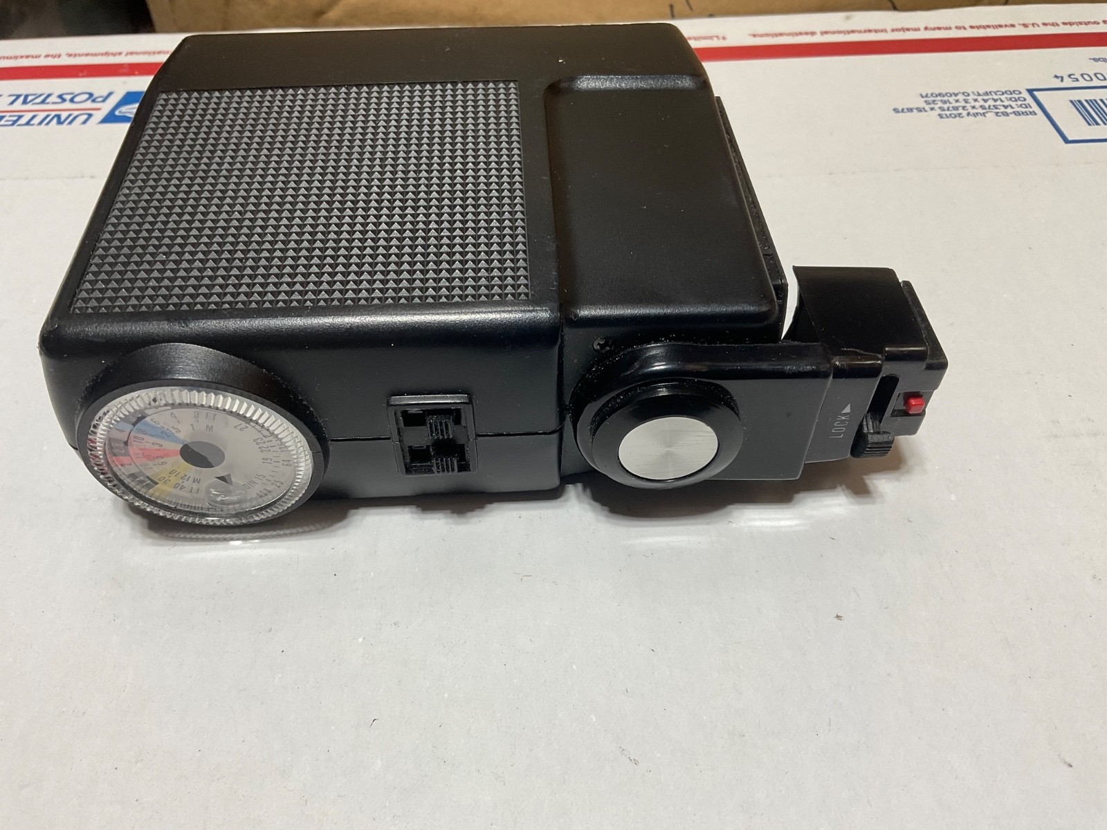 Vivitar Auto Thyristor 292 Camera Flash/ Vivitar remote sensor RS-1