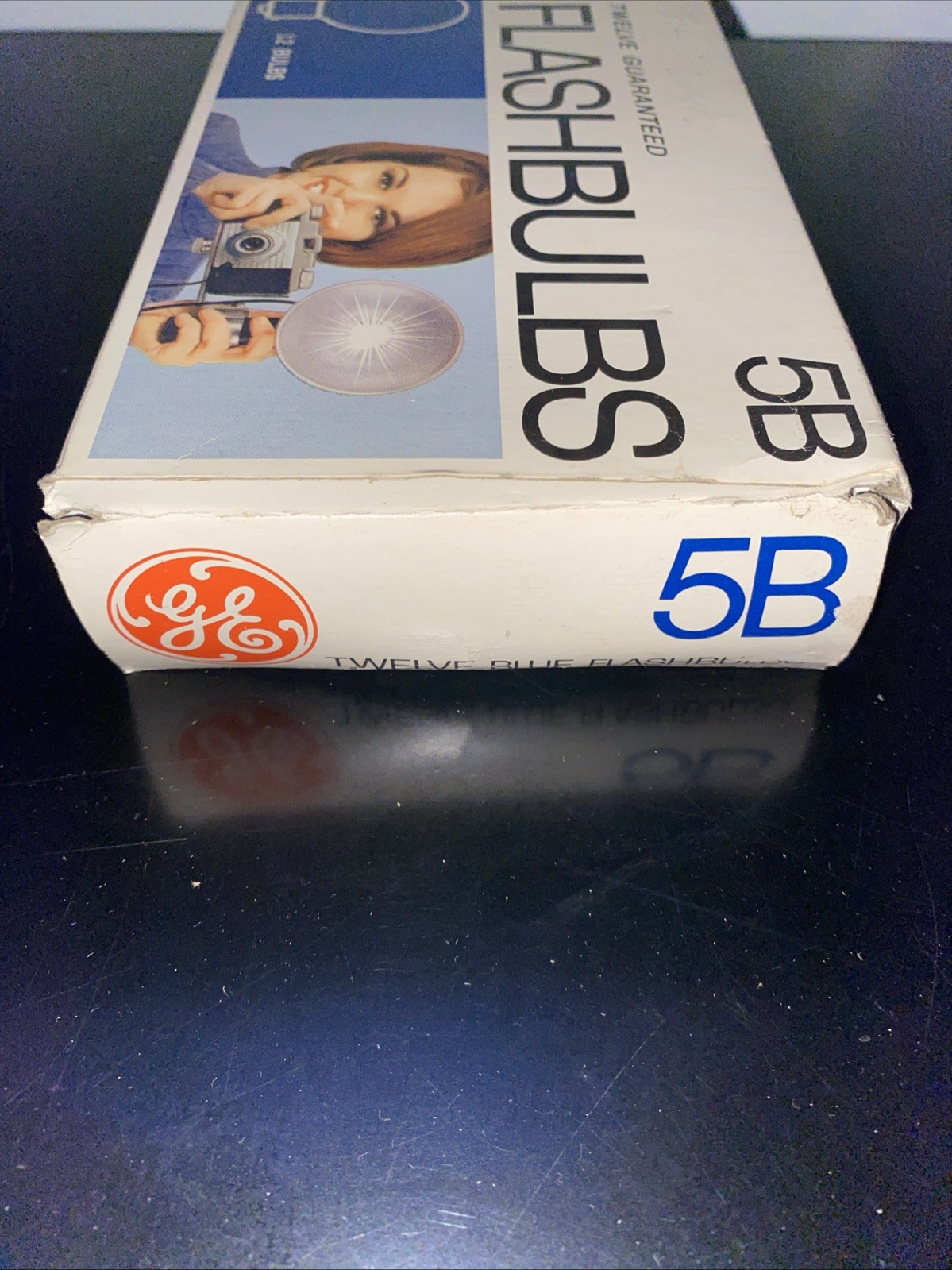 VINTAGE GE FLASHBULBS 5B BLUE TOP CAMERA 12 PCS ORIGINAL BOX